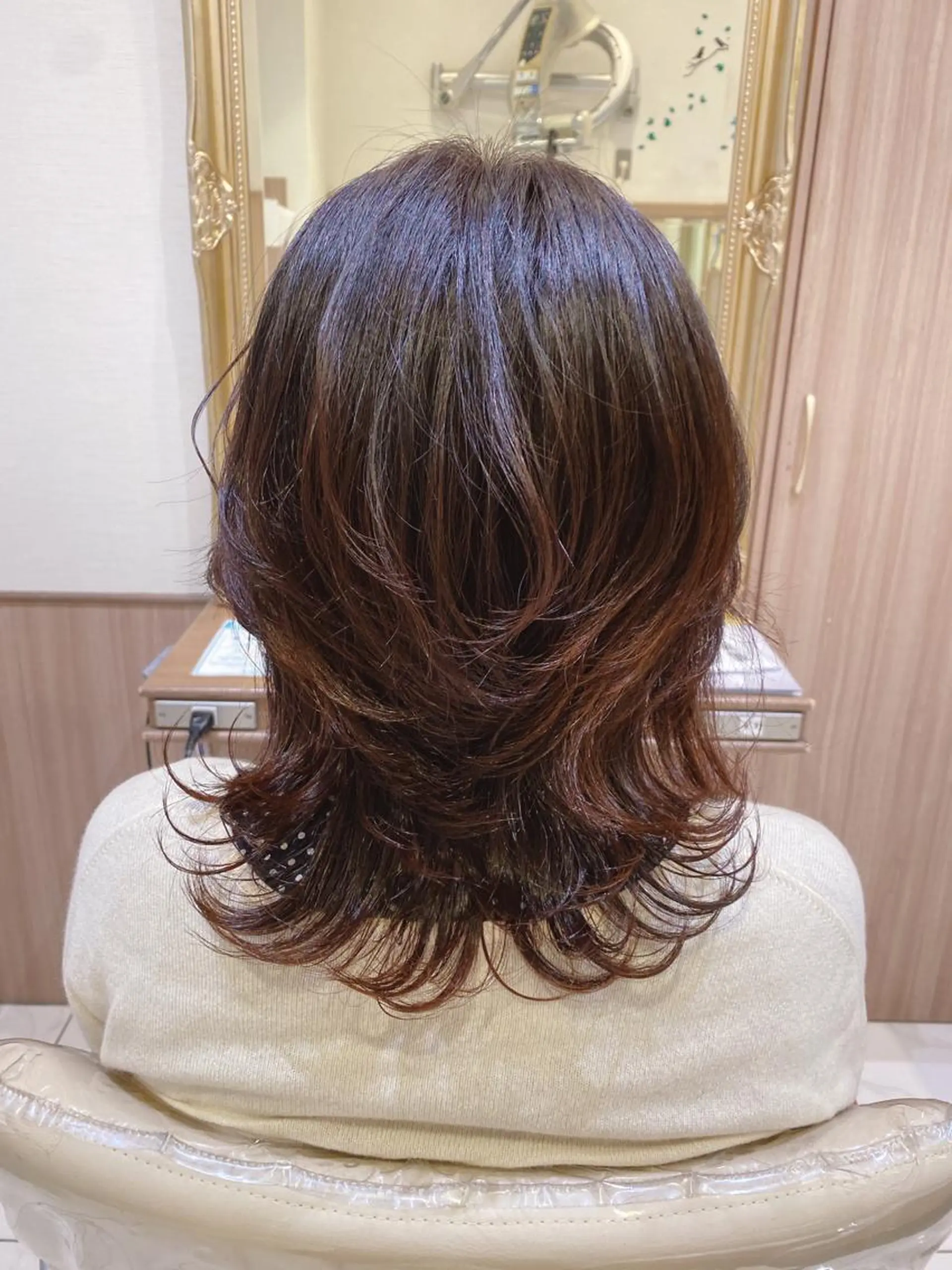 セミロング パーマ 古川 琴美のヘアスタイル