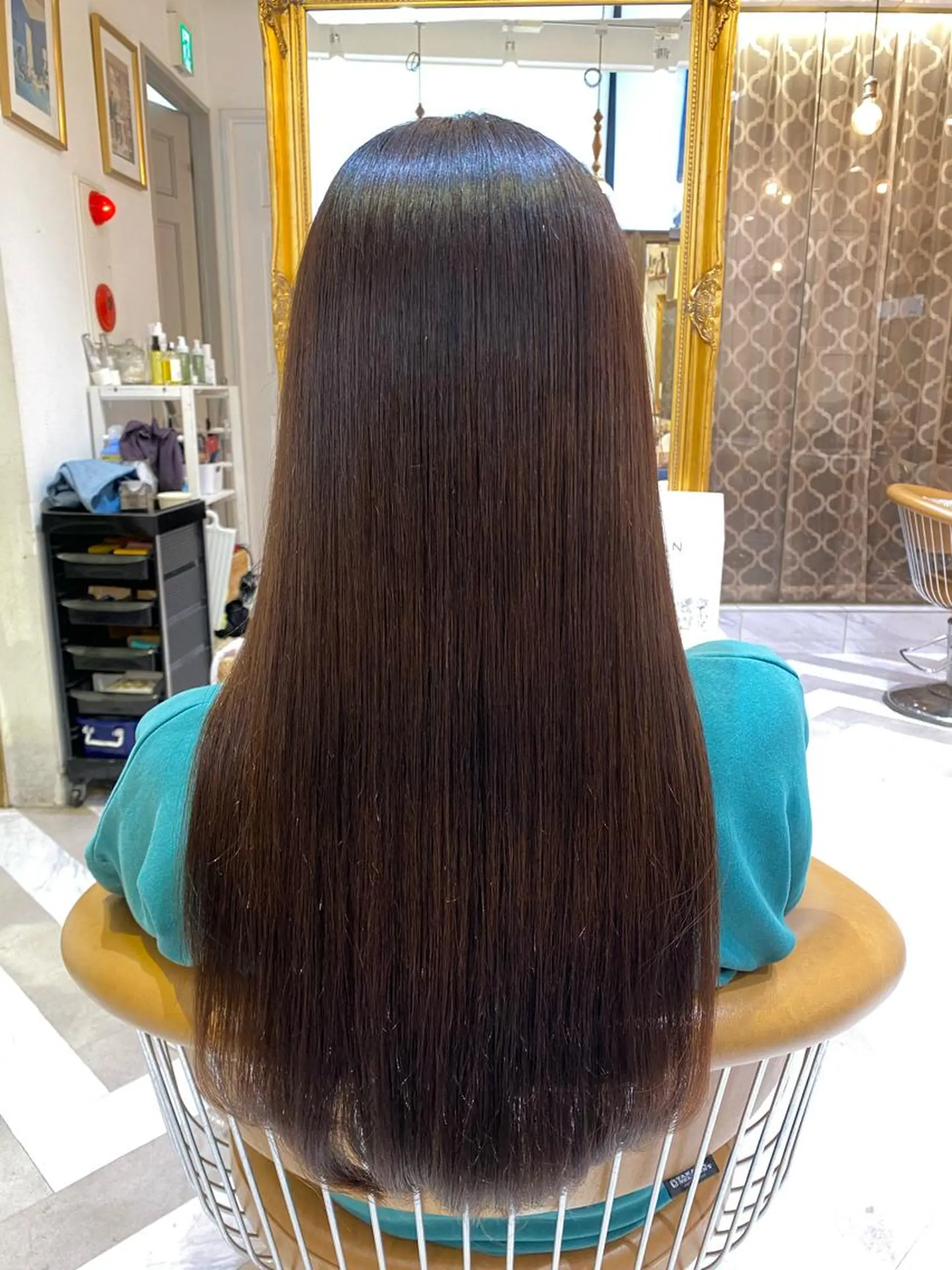 ロング カラー カット ヘアカラー 縮毛矯正 トリートメント レイヤーカット /透明感カラー西田のヘアスタイル