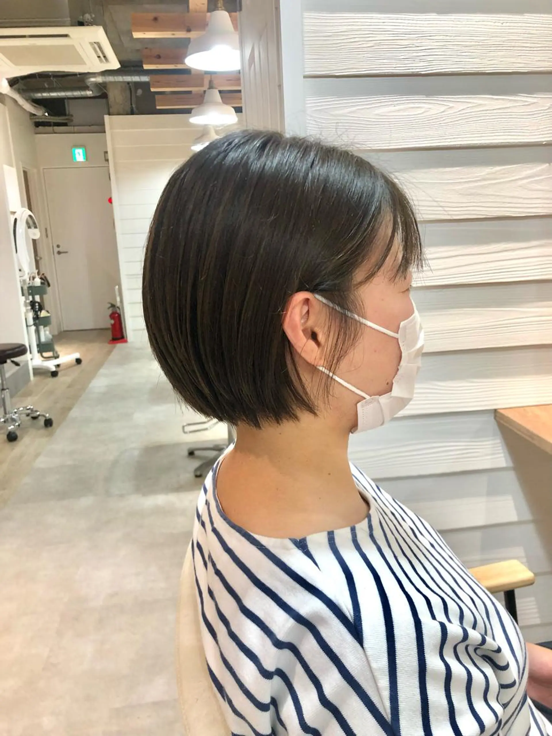 ショート カラー ベージュカラー オリーブベージュ カット トリートメント ヘッドスパ Annie 吉田 裕美のヘアスタイル