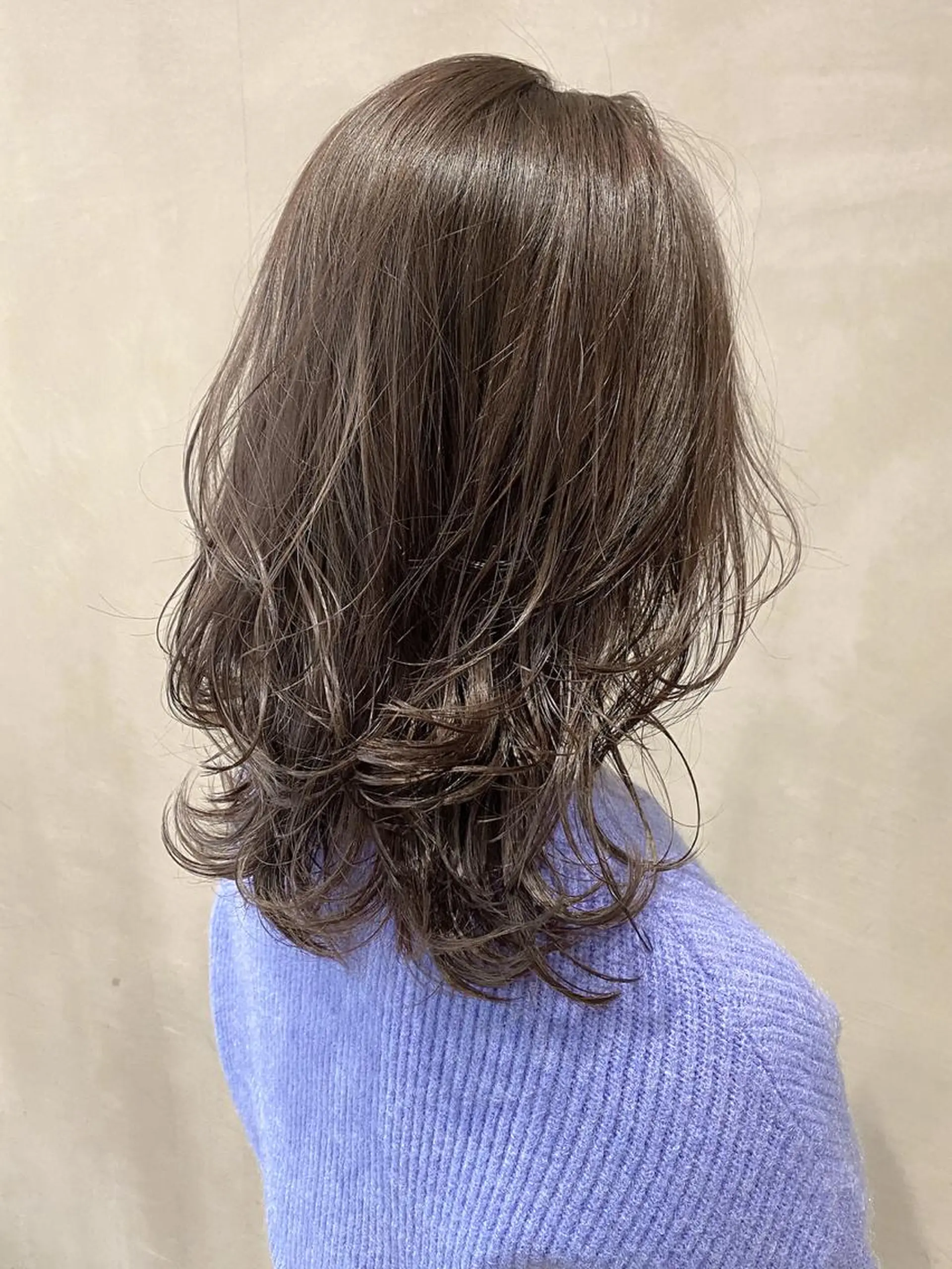 ミディアム 髪質改善、縮毛矯正 酸性縮毛矯正のヘアスタイル