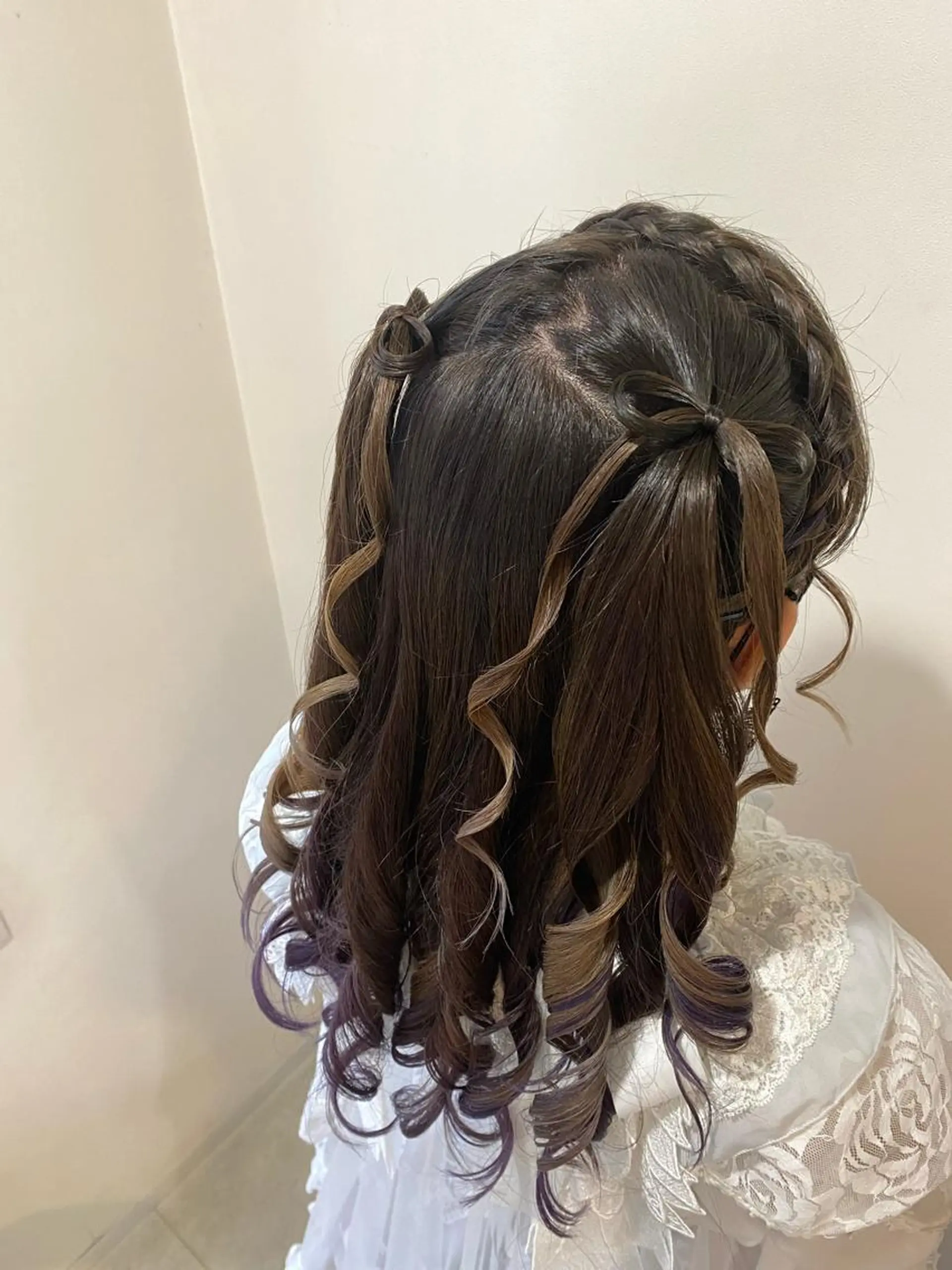 ヘアアレンジ ヘアセット 顔まわり‎🤍小顔 カット🤍みさきのヘアスタイル