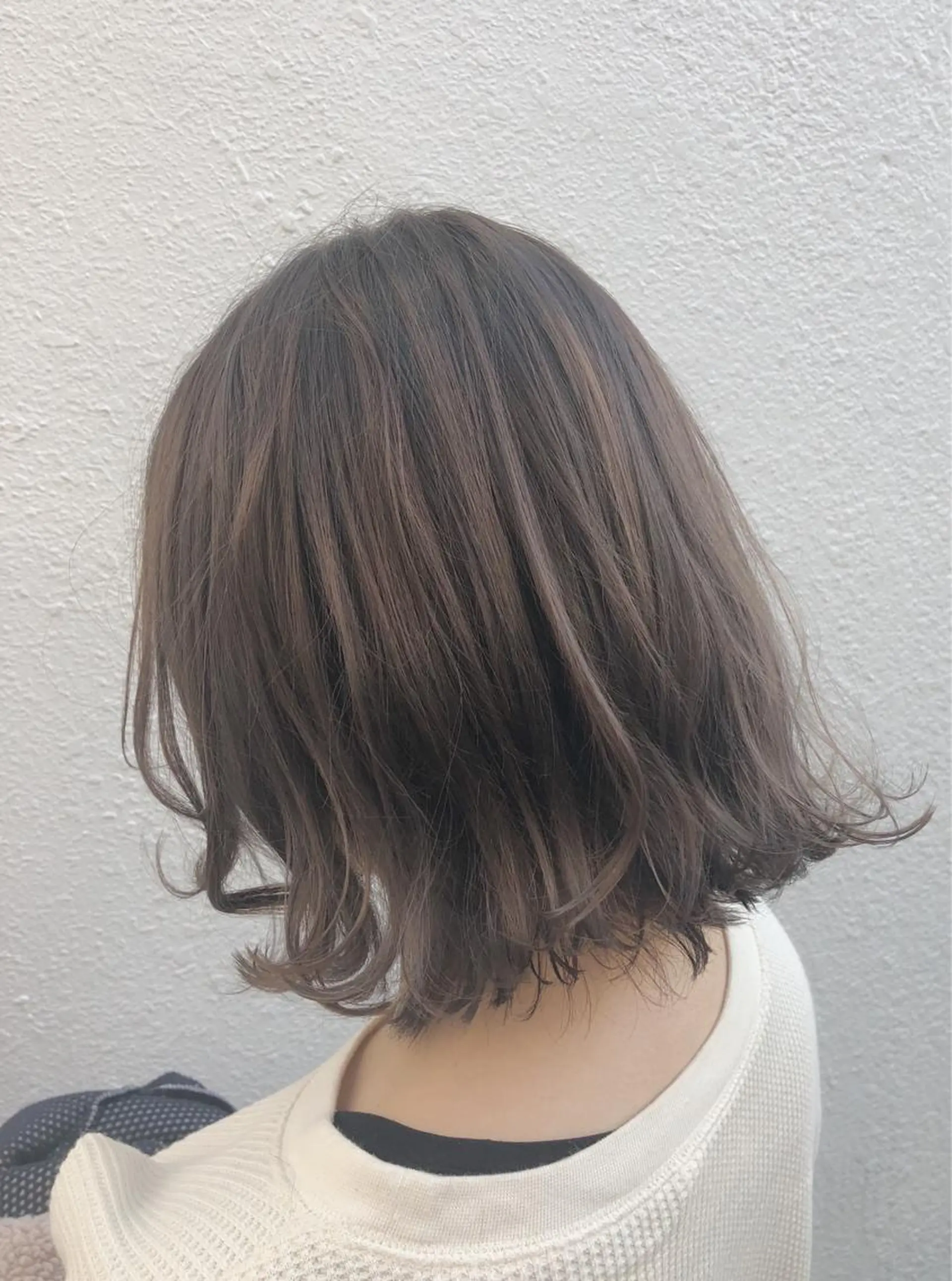 ミディアム カラー パーマ ヘアアレンジ アッシュ アッシュグレー ハイライトカラー ハイライト 脱白髪染め特化GBG 自由が丘所属・【白髪ぼかし 専門GBG】自由が丘のヘアスタイル