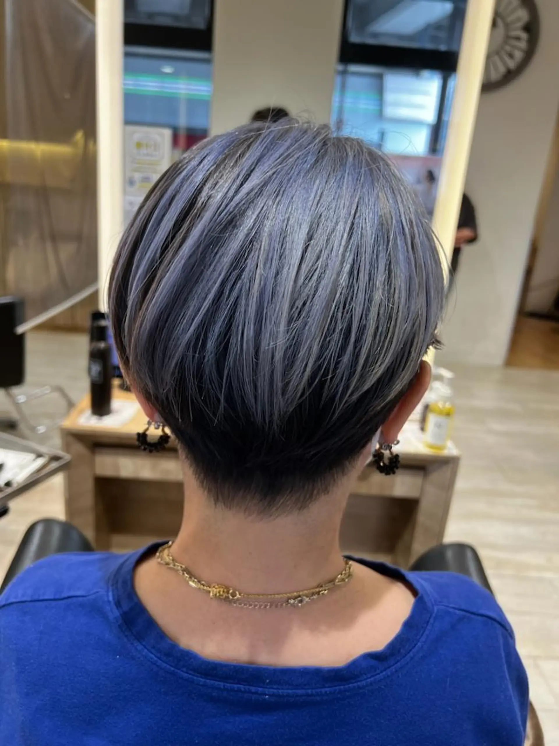 ショート カラー デザインカラー イルミナカラー ハイライト/髪質改善 ✂️十河祐輝のヘアスタイル