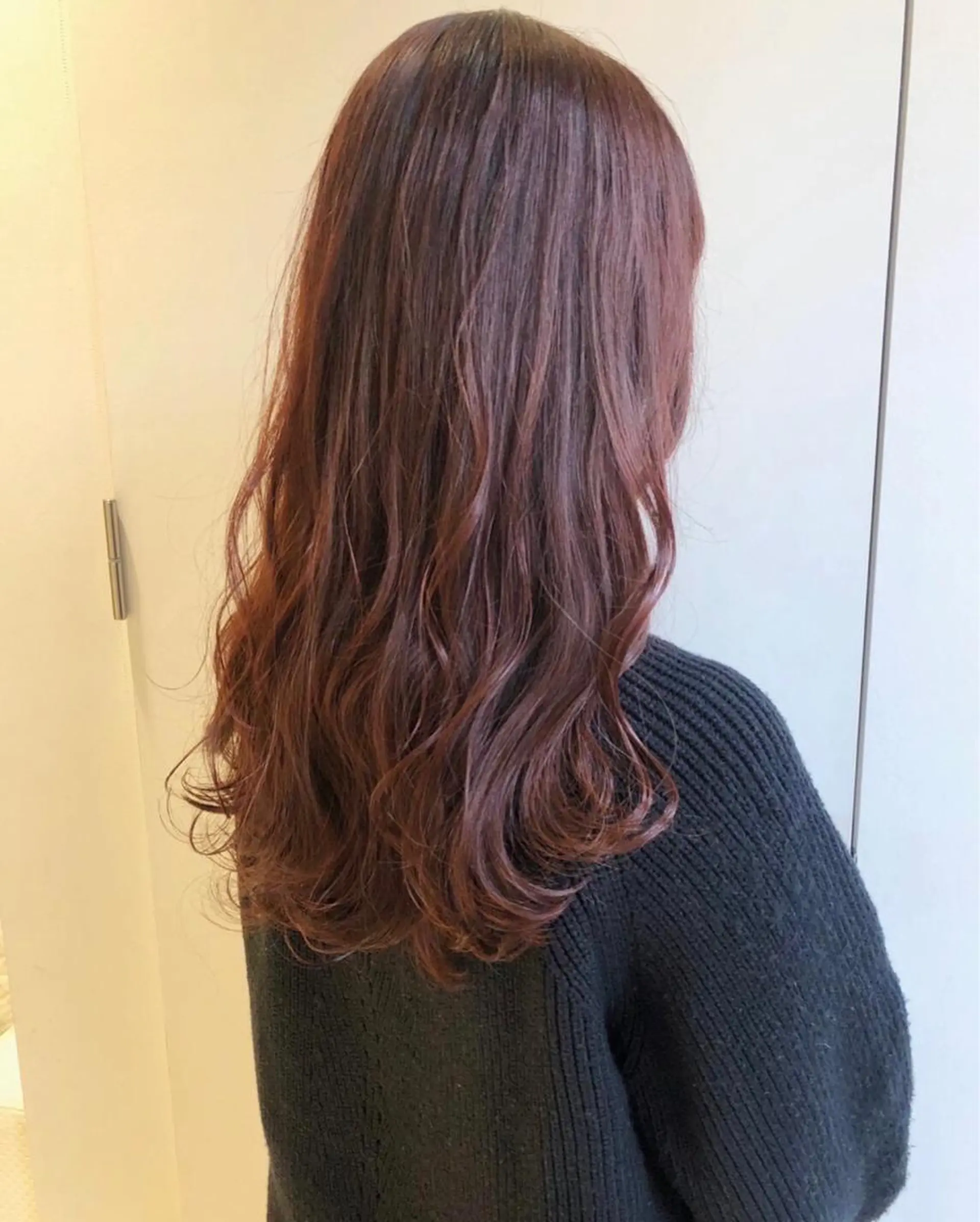 ロング カラー ブラウンカラー ピンクカラー ピンクブラウン ロング カット ヘアカラー GO TODAY  SHAiRE SALON岡山所属・Sana/ 耳ツボ/インナーのヘアスタイル