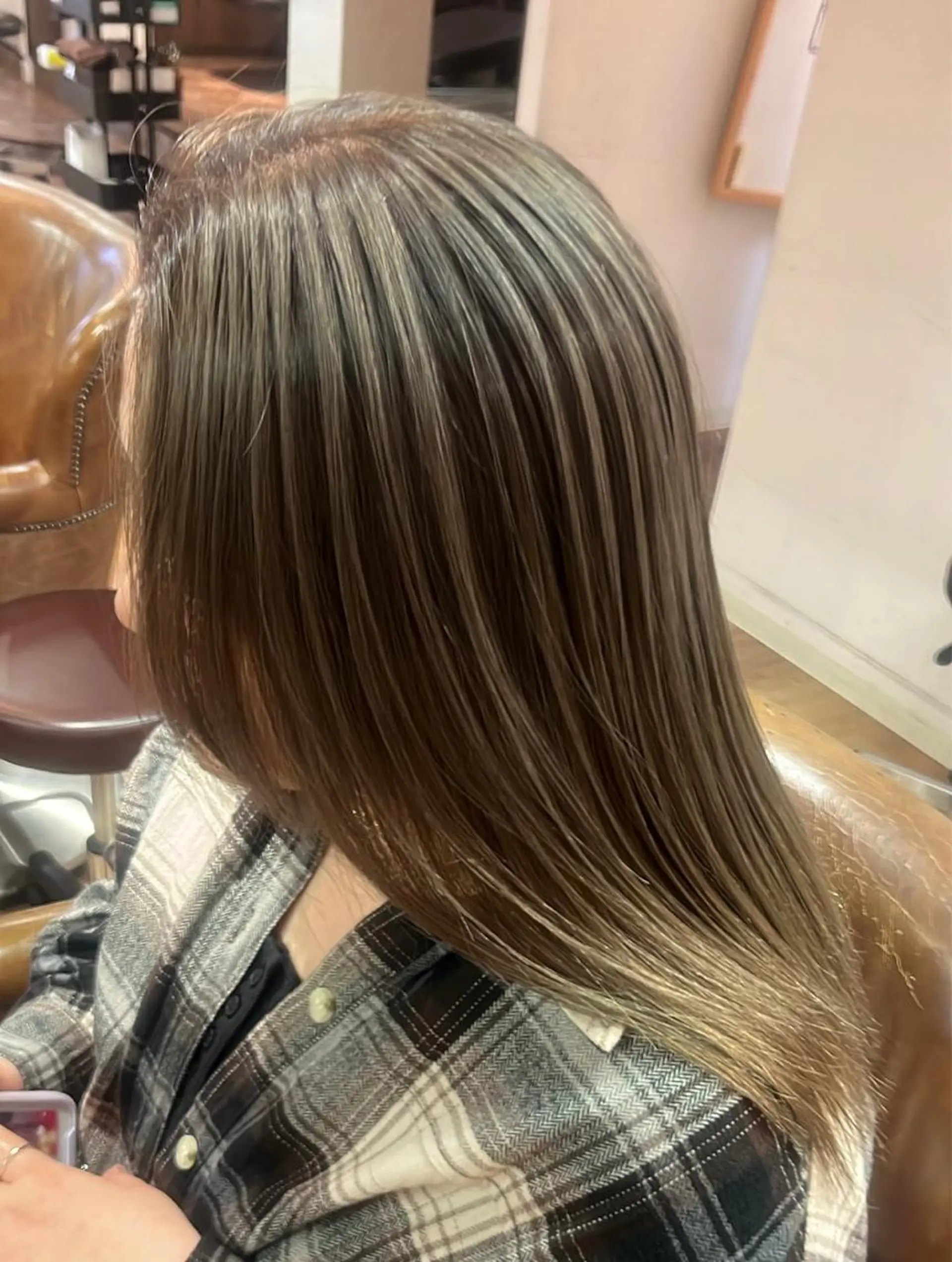 ロング ハイーンカラー/外国 人風カラー/ミノリのヘアスタイル