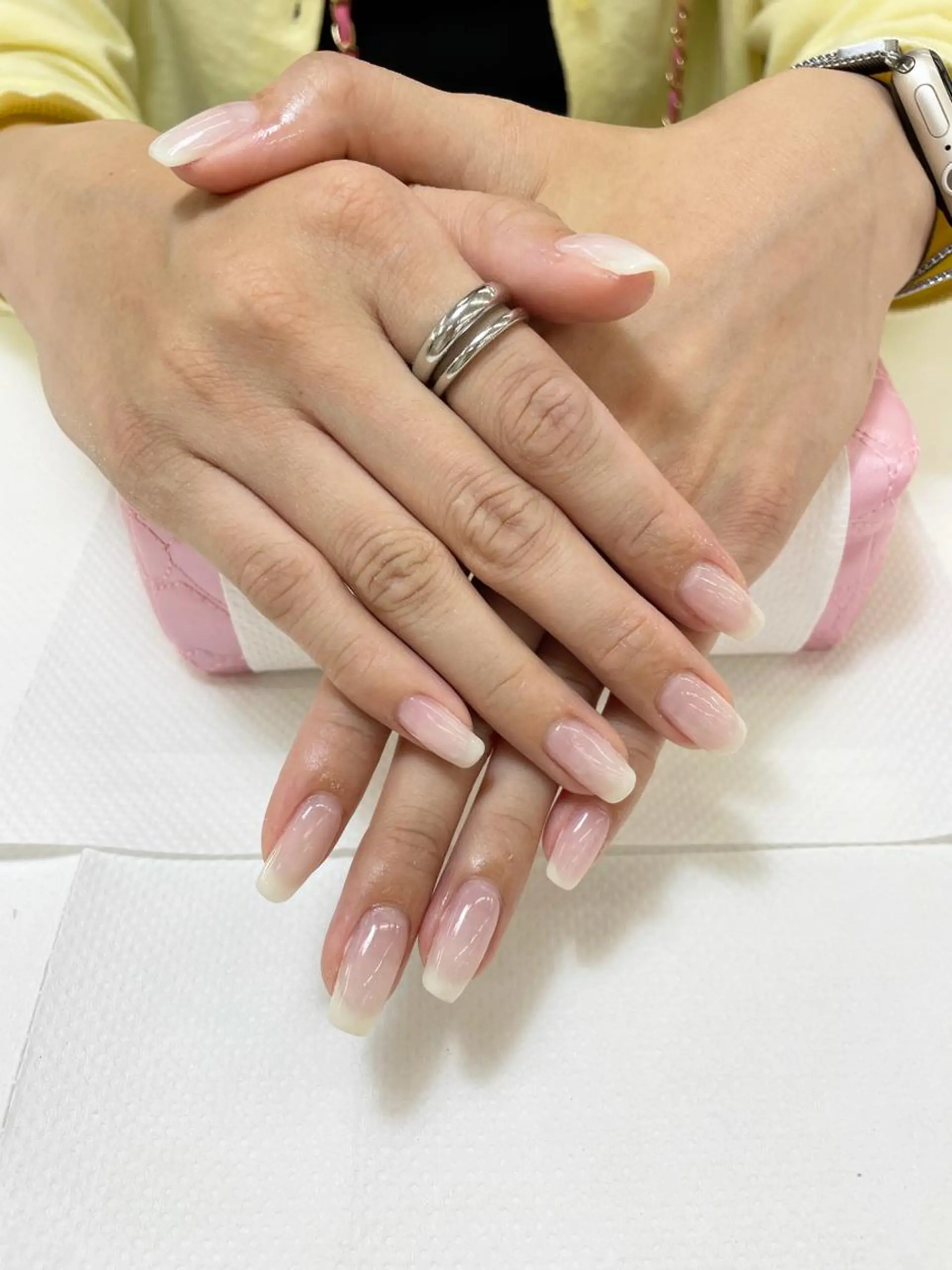 ネイル ジェルネイル グラデーション ワンカラーネイル ᴷᴬᵀᴬᴳᴵᴿᴵ🧸 【MAXKELLY】のネイルデザイン