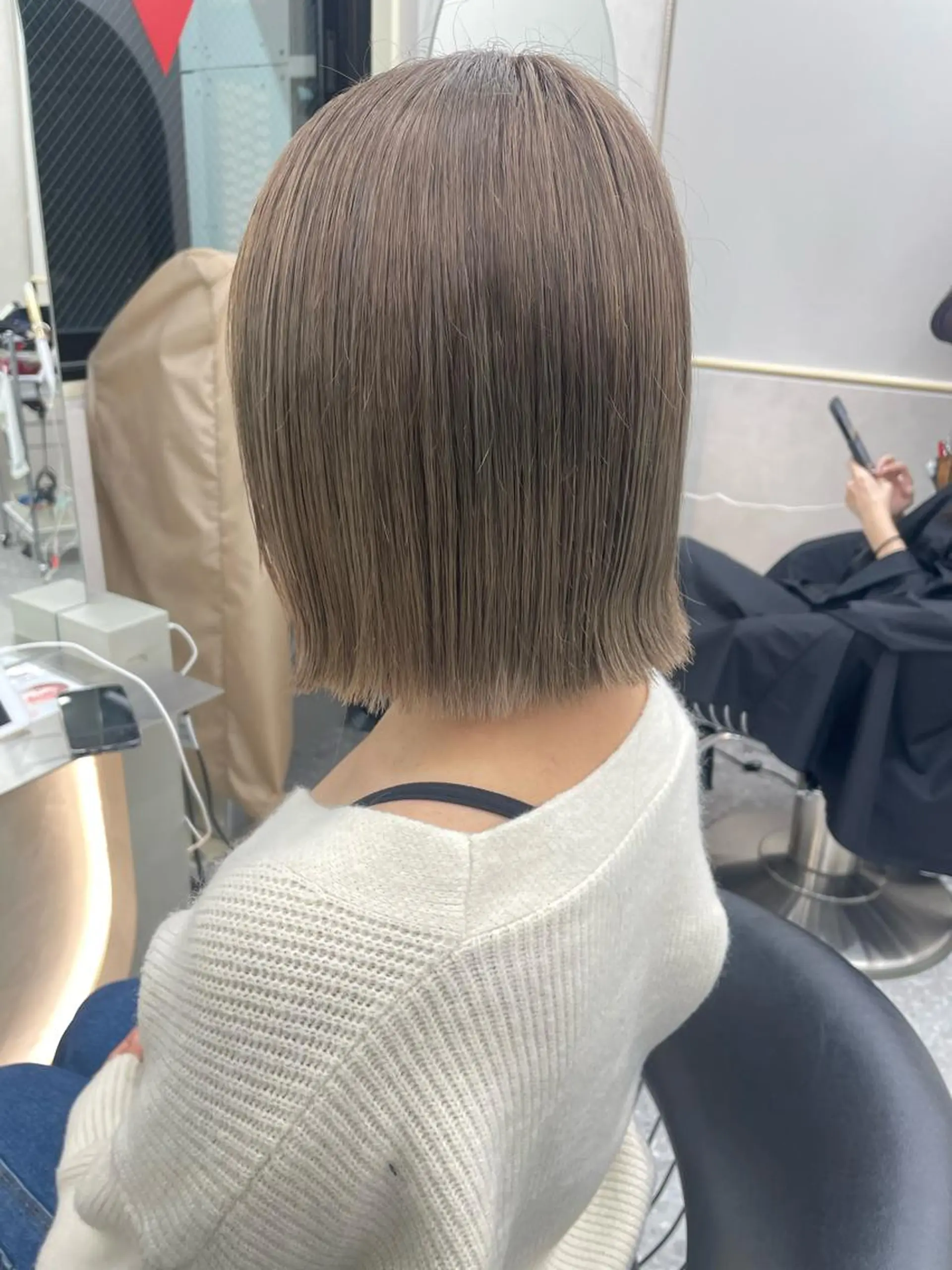 ミディアム 韓国風カラー エクステ 顔周りカット 髪質改善 韓国風ヘア カット ヘアカラー トリートメント Lond  mare 🦋ayana🦋のヘアスタイル