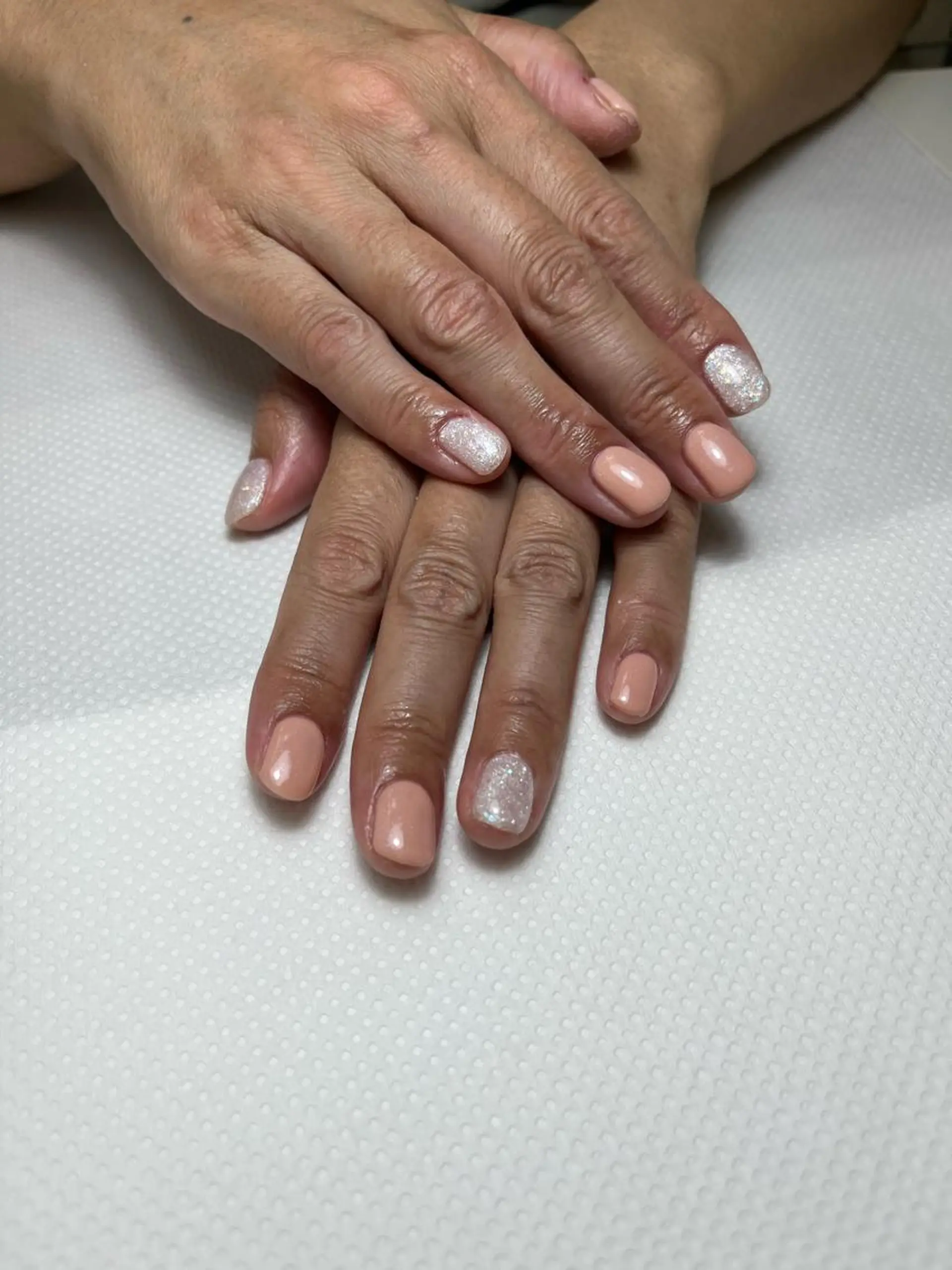 ネイル ラメ(グリッター) ホワイト yamazoe 【MAXKELLY】のネイルデザイン