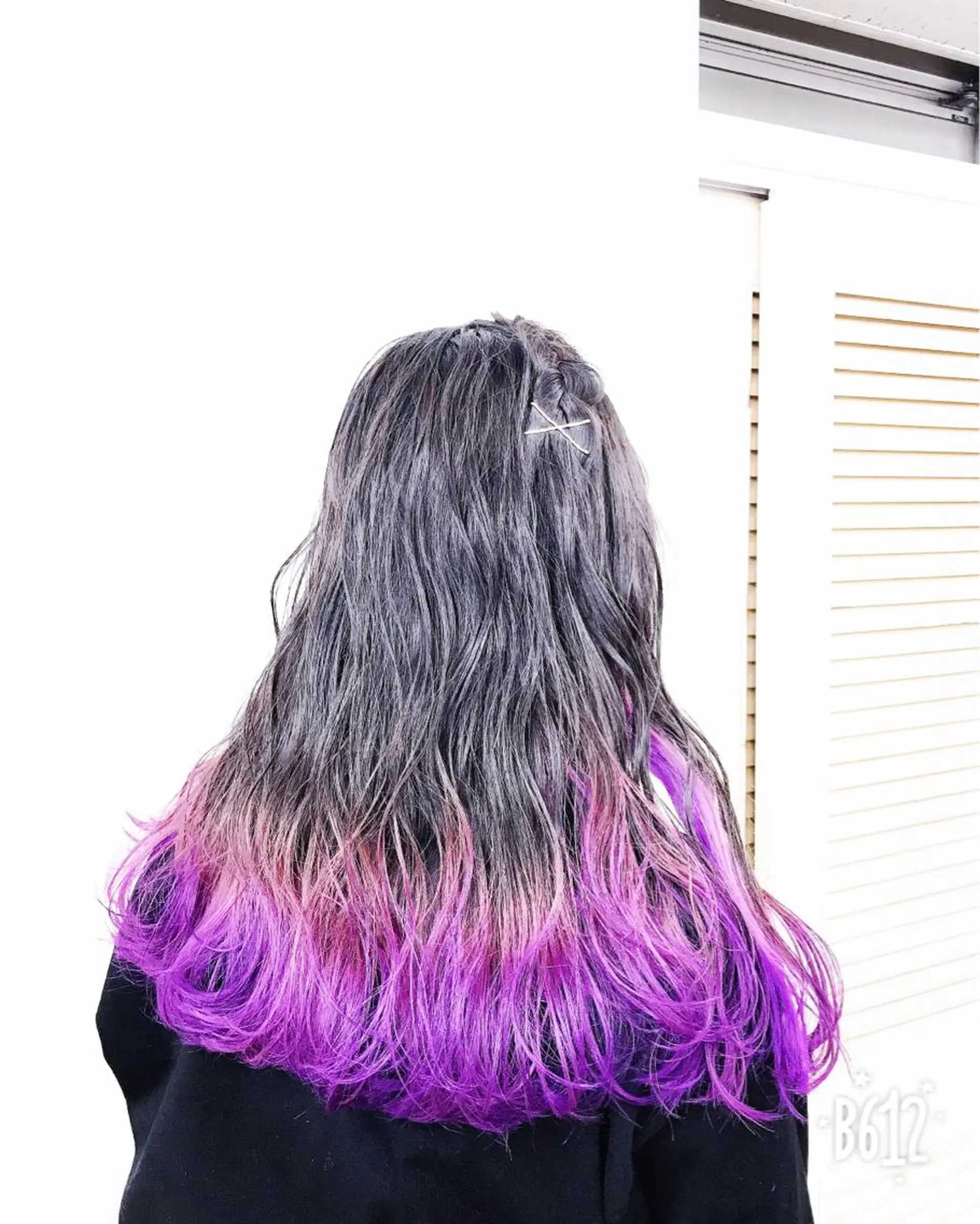 ロング カラー グラデーションカラー くすみミルクティー／ ブラウン🪡TOWAのヘアスタイル