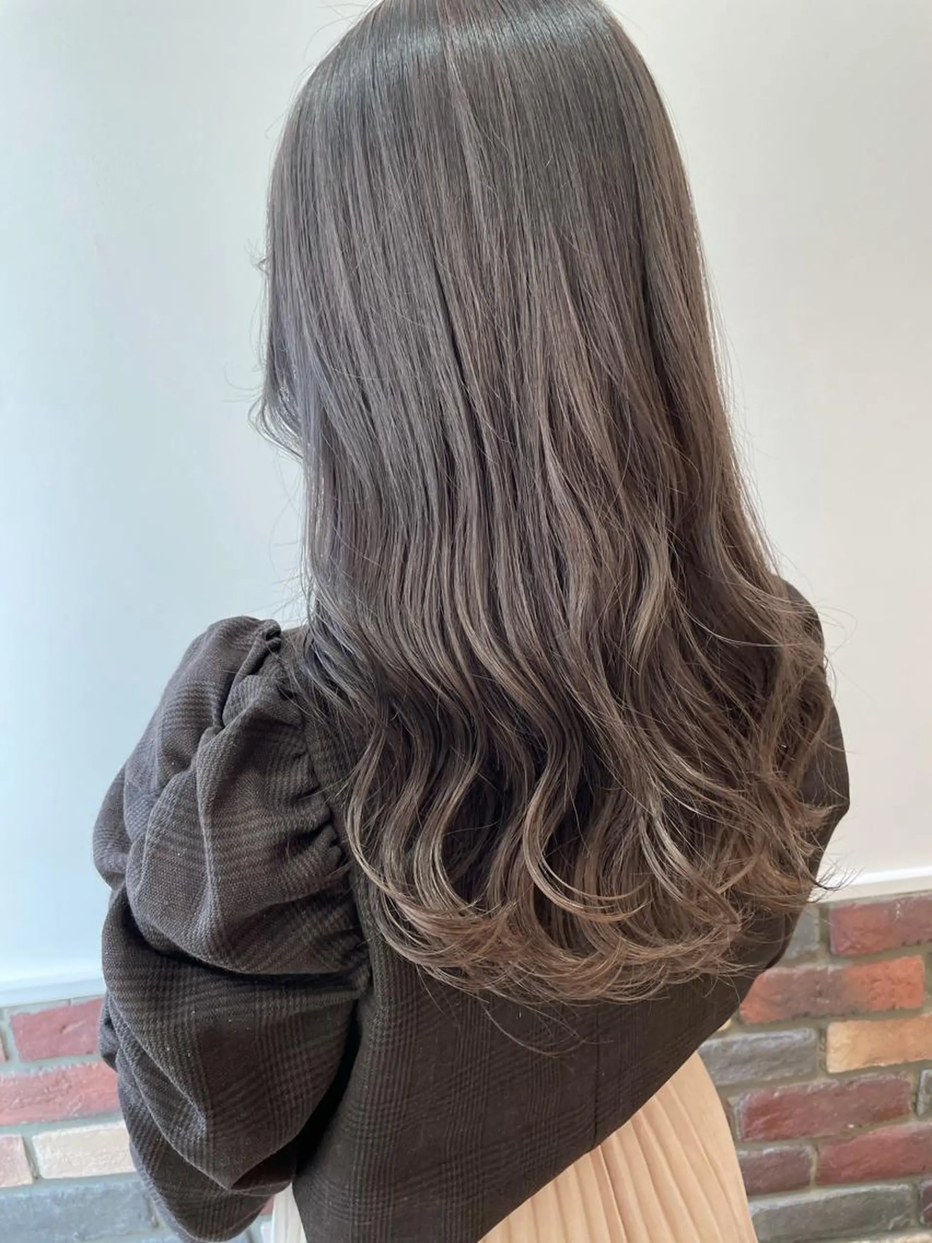 ロング ヘアカラー トリートメント 中井 茅佳のヘアスタイル