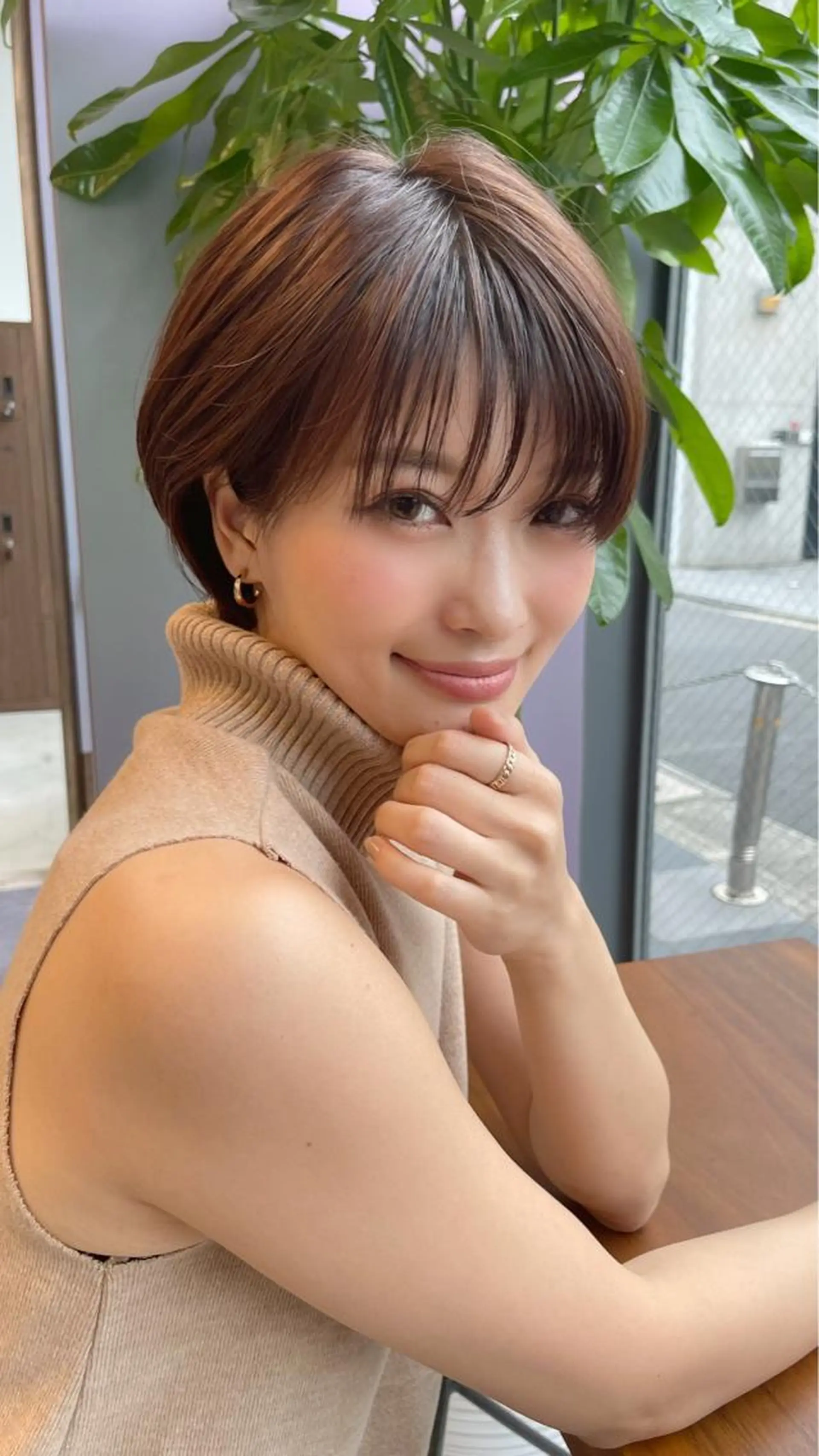 ショート カット ヘアカラー トリートメント イメチェンカット✂️ 錦糸町佐藤店長のヘアスタイル