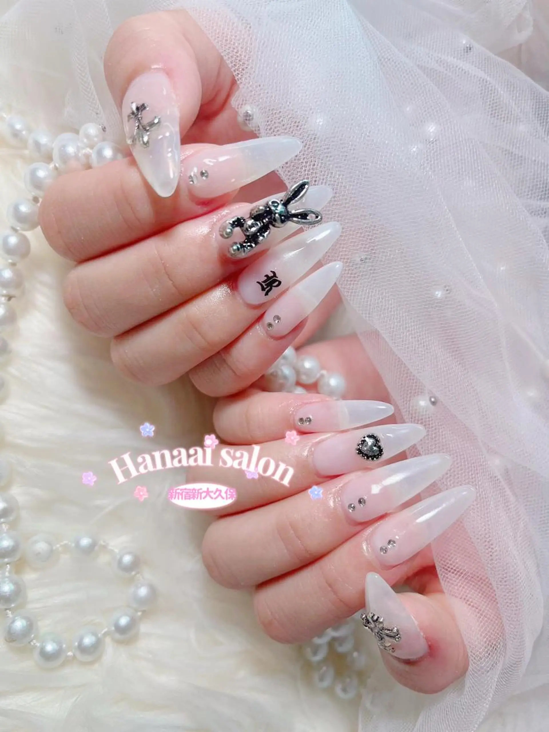 ミディアム 長谷川 妃菜のネイルデザイン