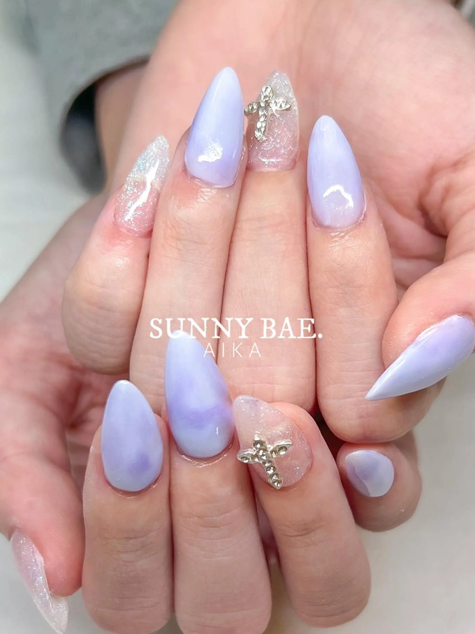 セミロング ネイル アートネイル キラキラネイル ロングネイル スカルプネイル ショートネイル SUNNY BAE.所属・Made By AIKAのネイルデザイン