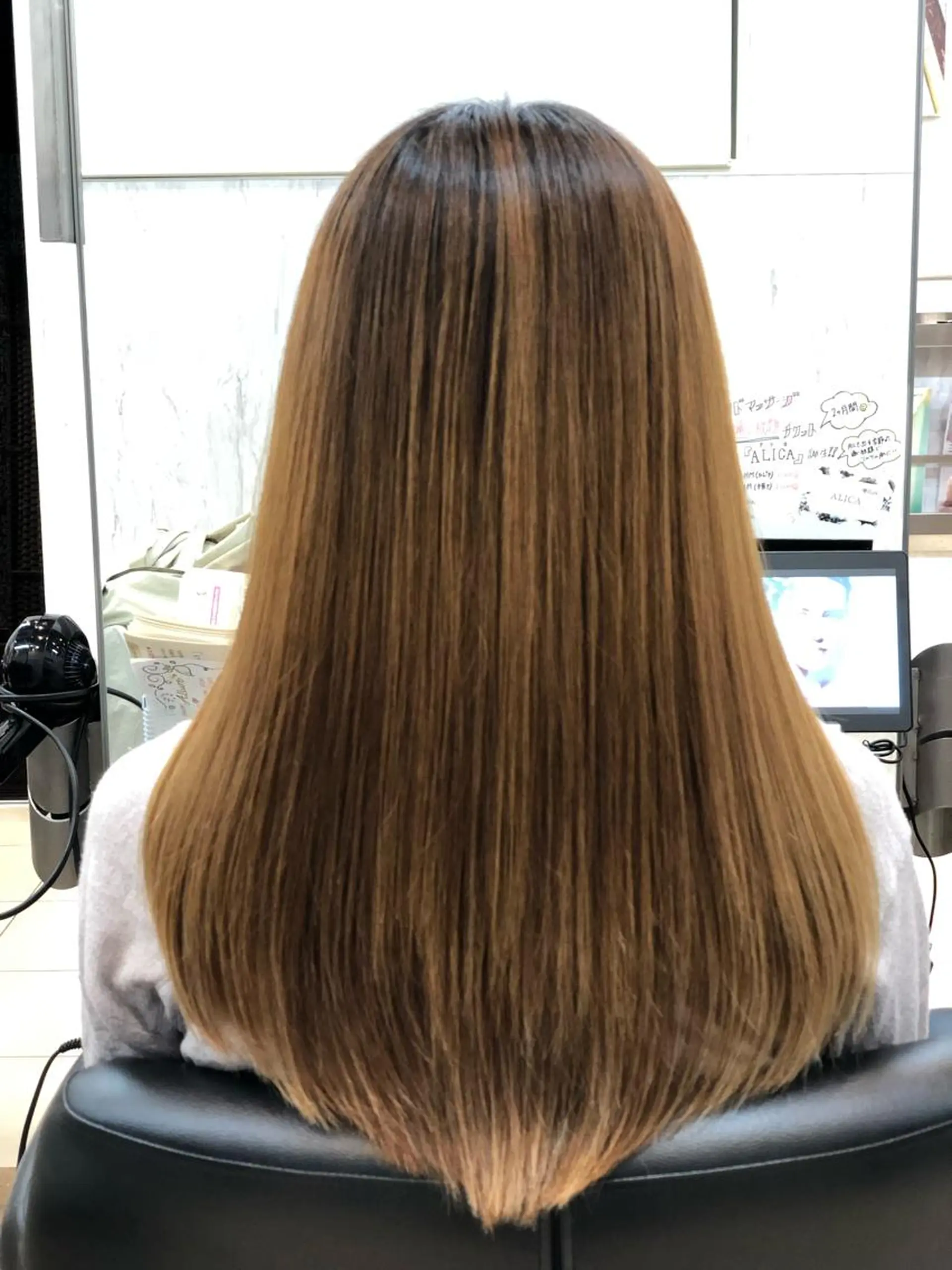 ロング 斎藤 みくのヘアスタイル