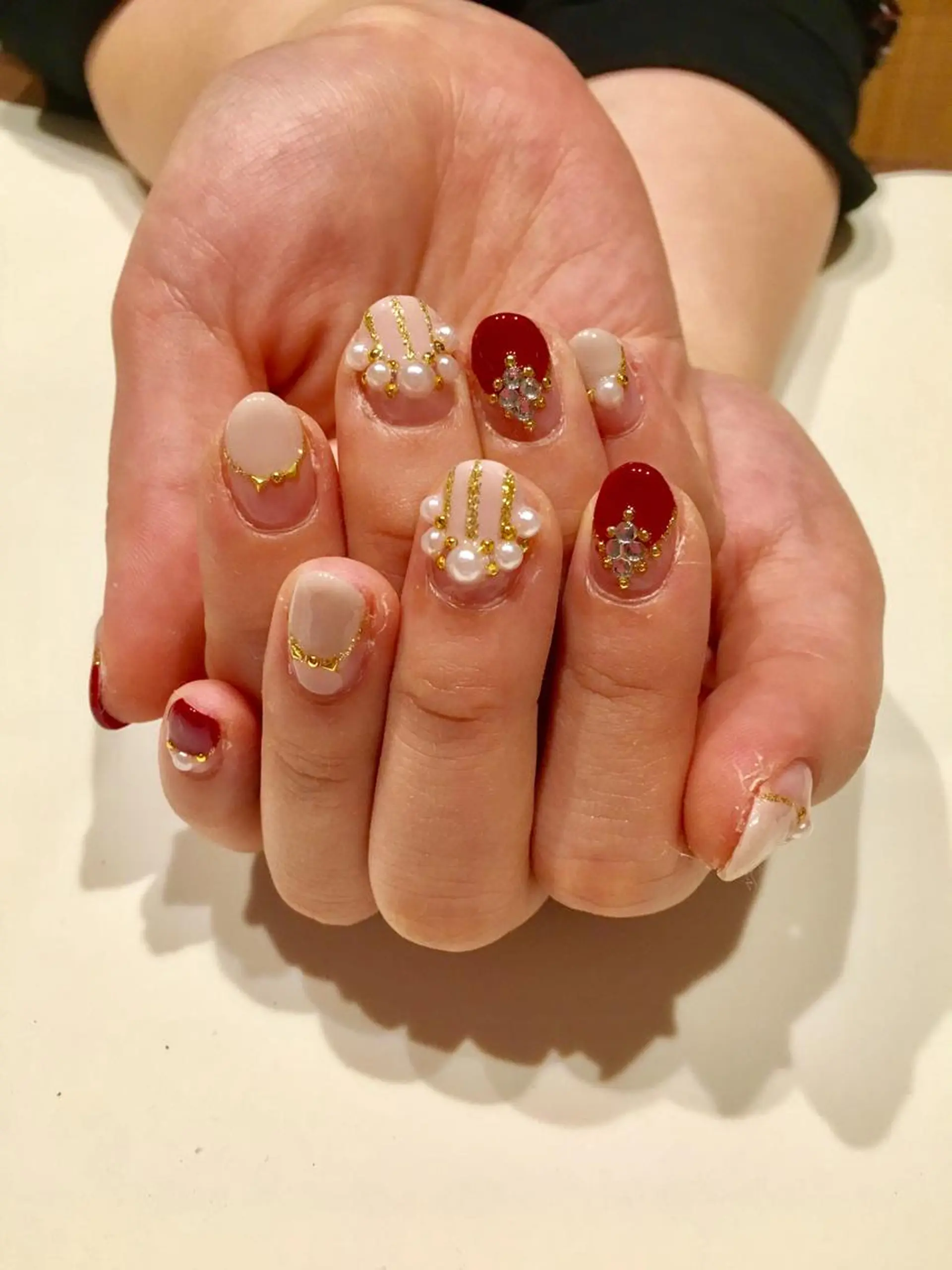 ネイル アートネイル ストーンネイル KaHaNa nail salonのネイルデザイン