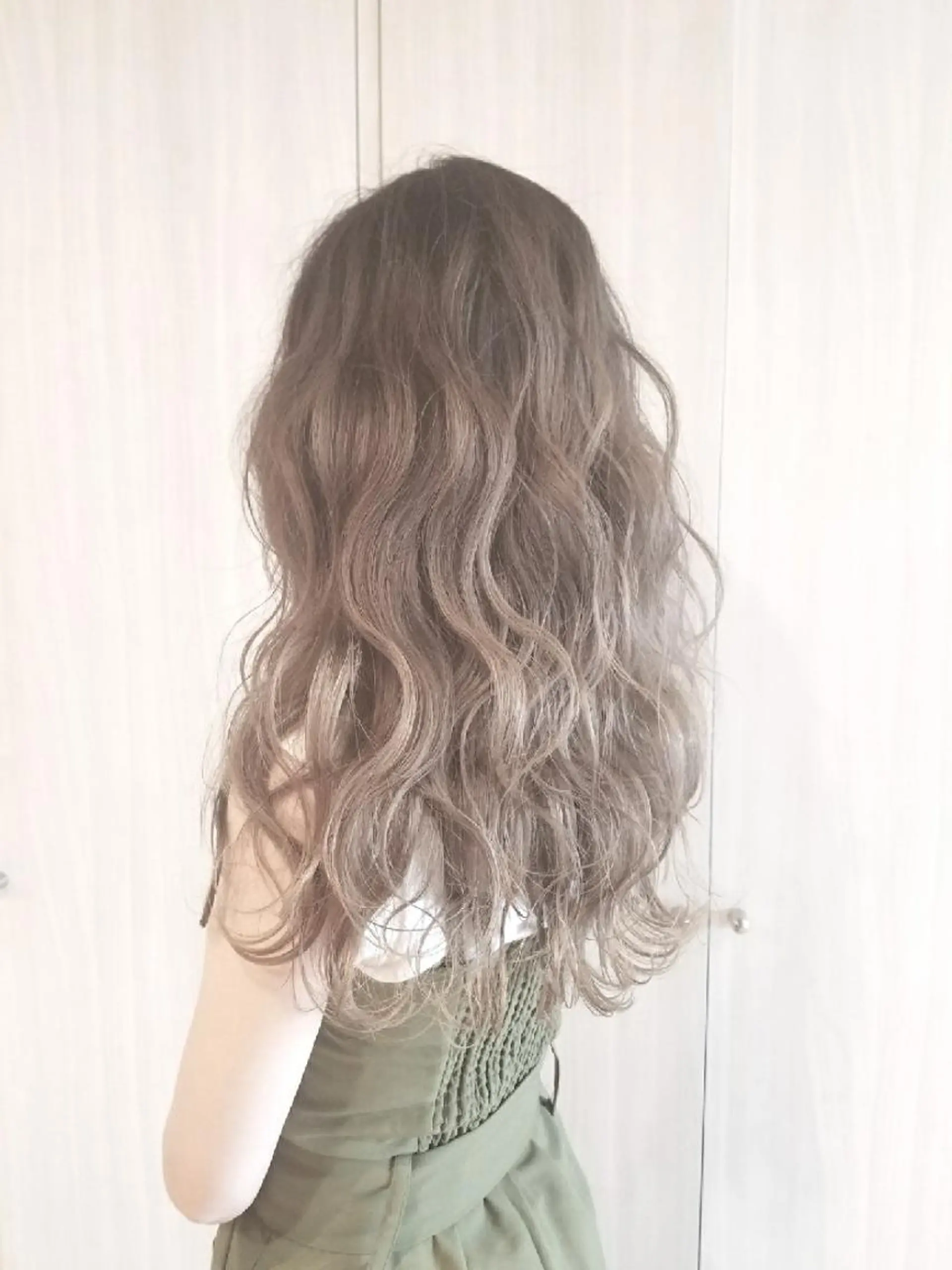 ロング カラー カット ヘアカラー Le Lien カジのヘアスタイル
