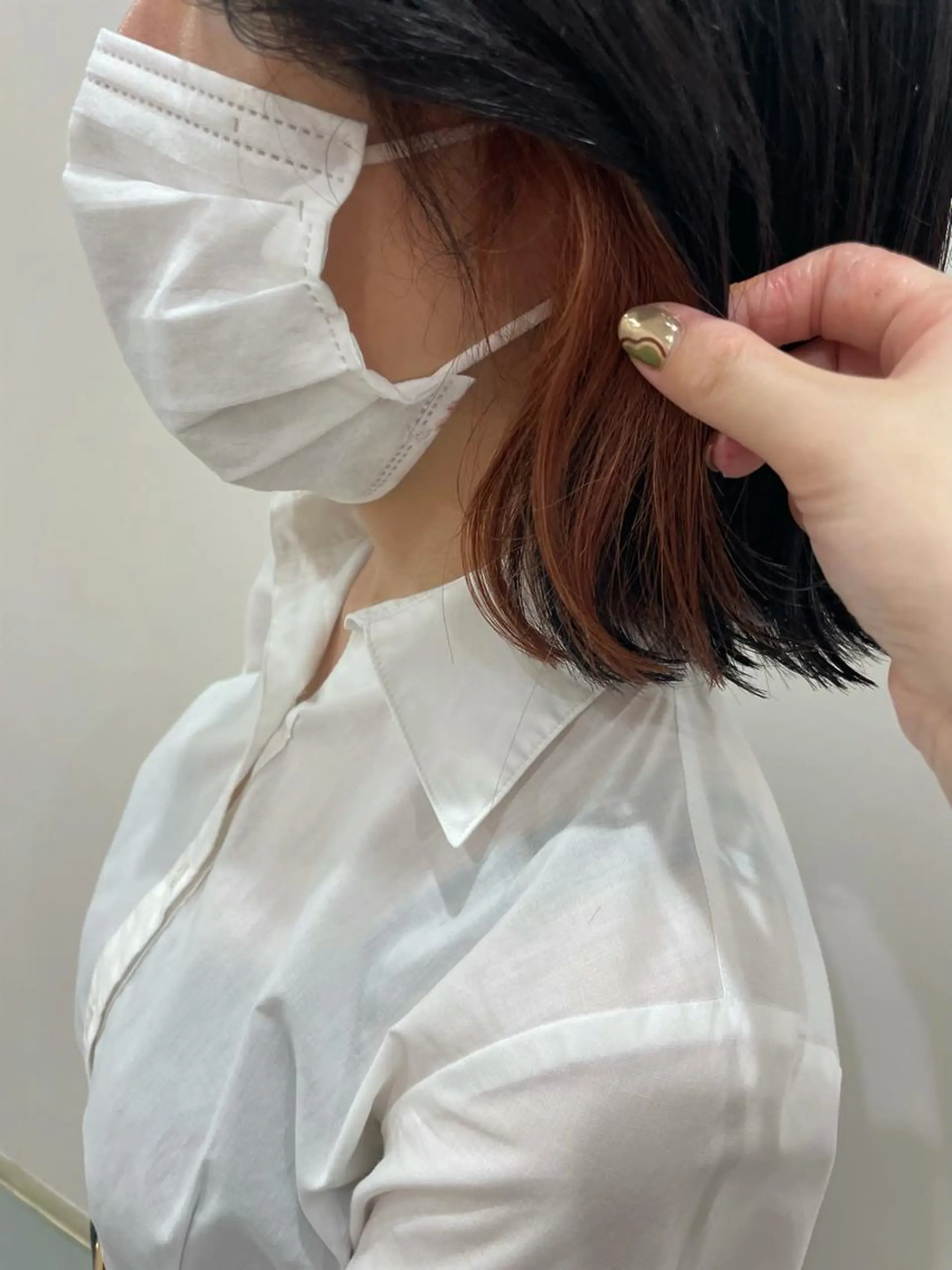 ミディアム カラー akane .のヘアスタイル