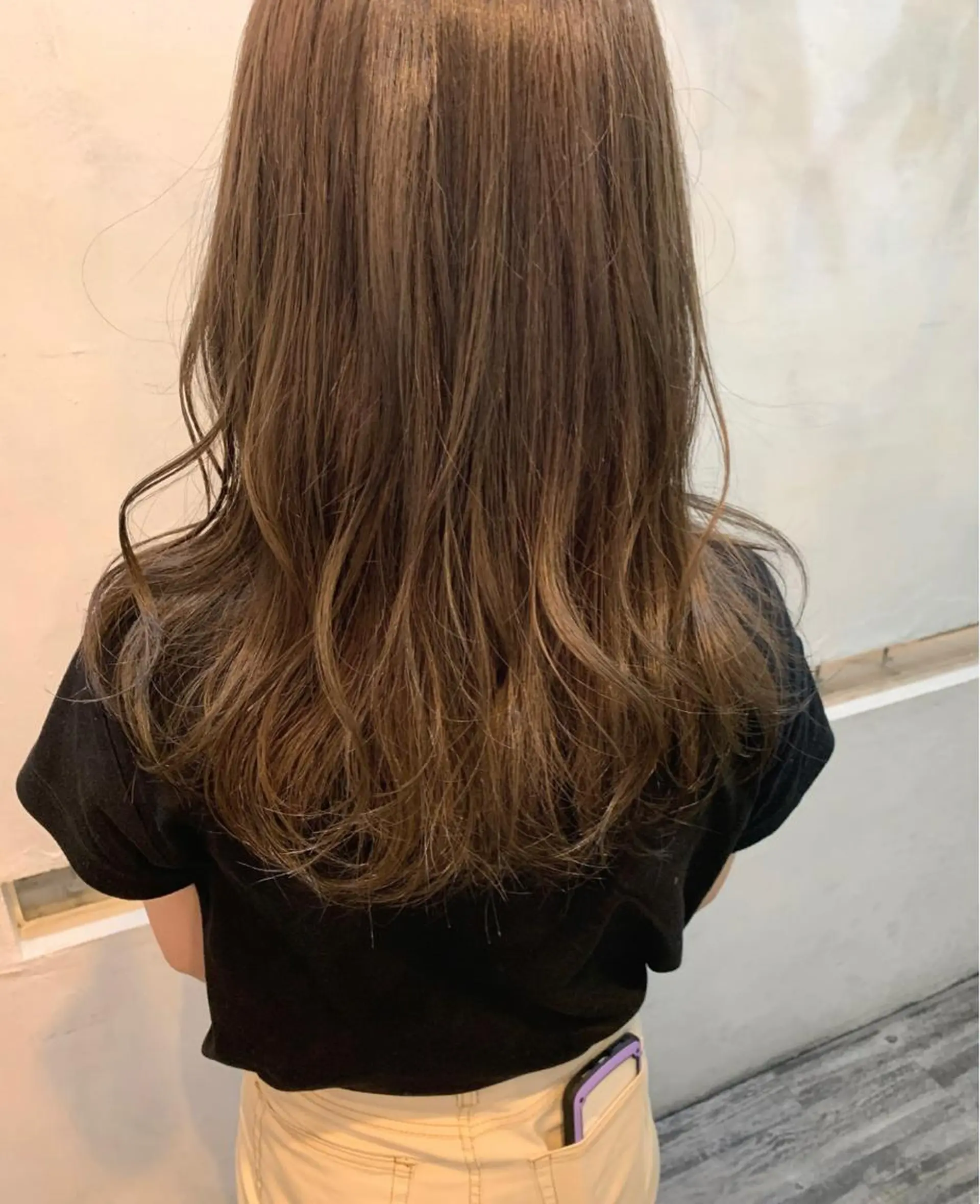 セミロング カラー ツチダ カホのヘアスタイル