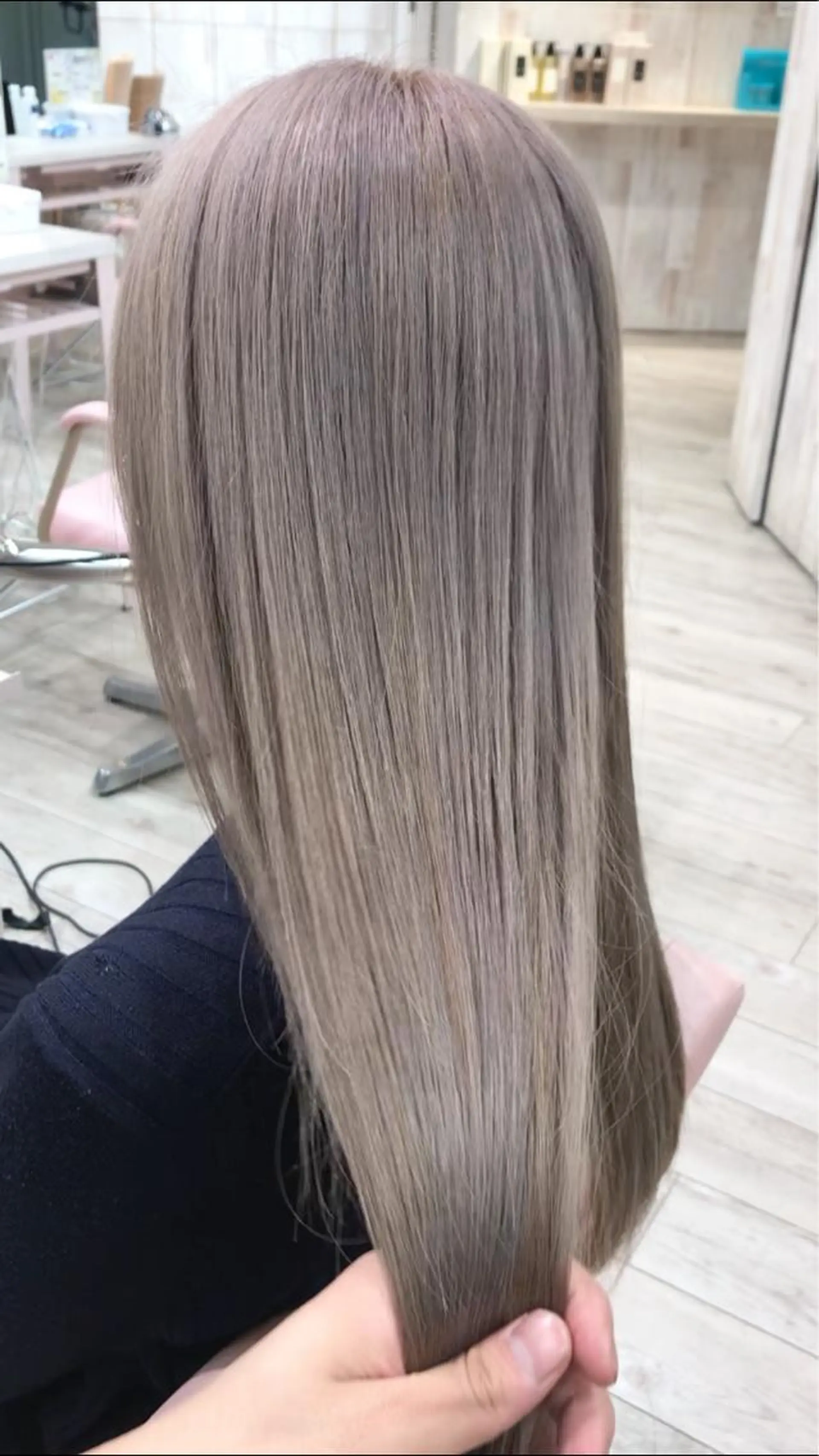 セミロング カラー 高島大登/顔周り /レイヤーカットのヘアスタイル