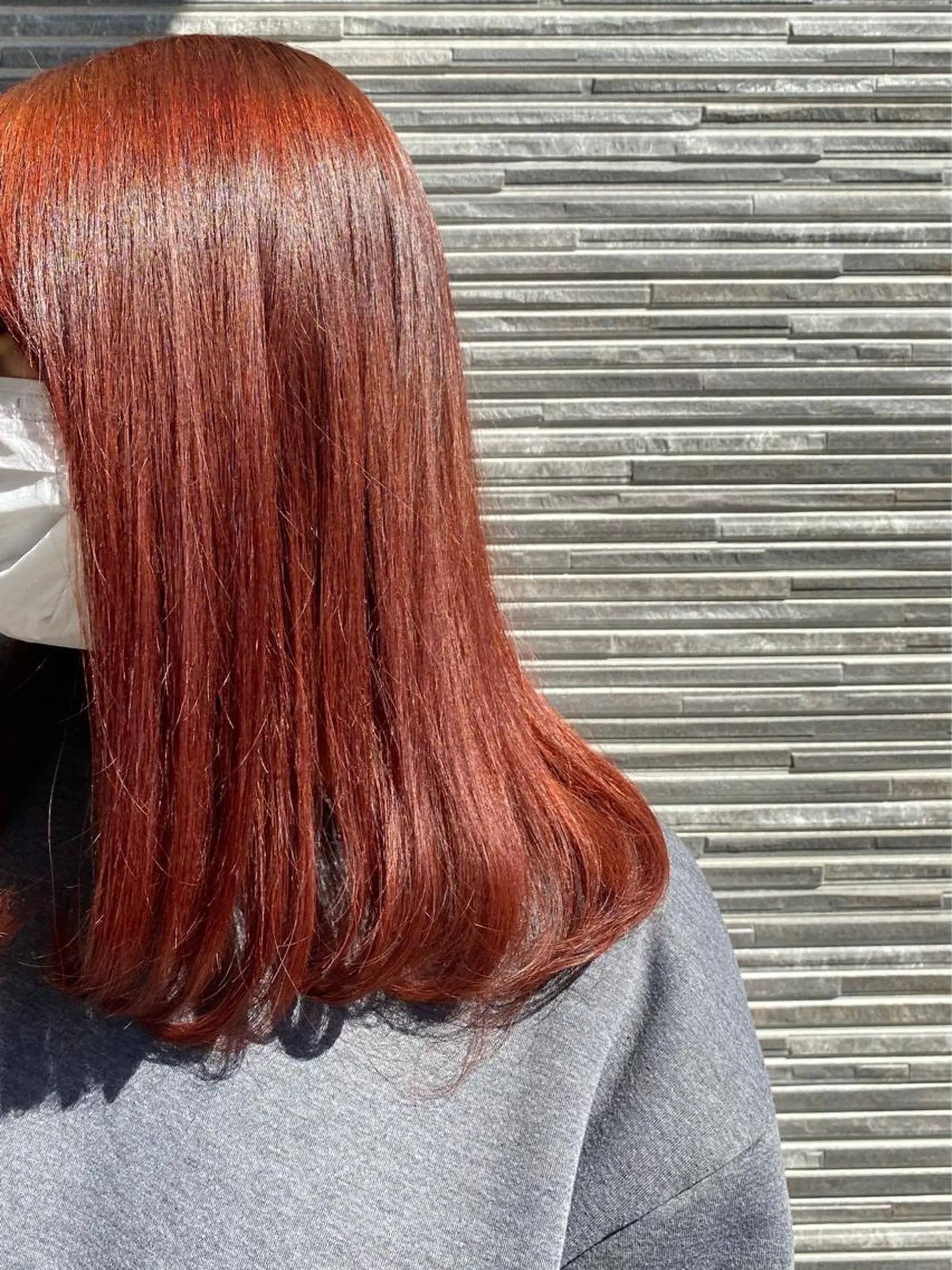 セミロング カラー ブリーチ ブラウンカラー ブリーチなしカラー レッドカラー 透明感カラー 天羅のヘアスタイル