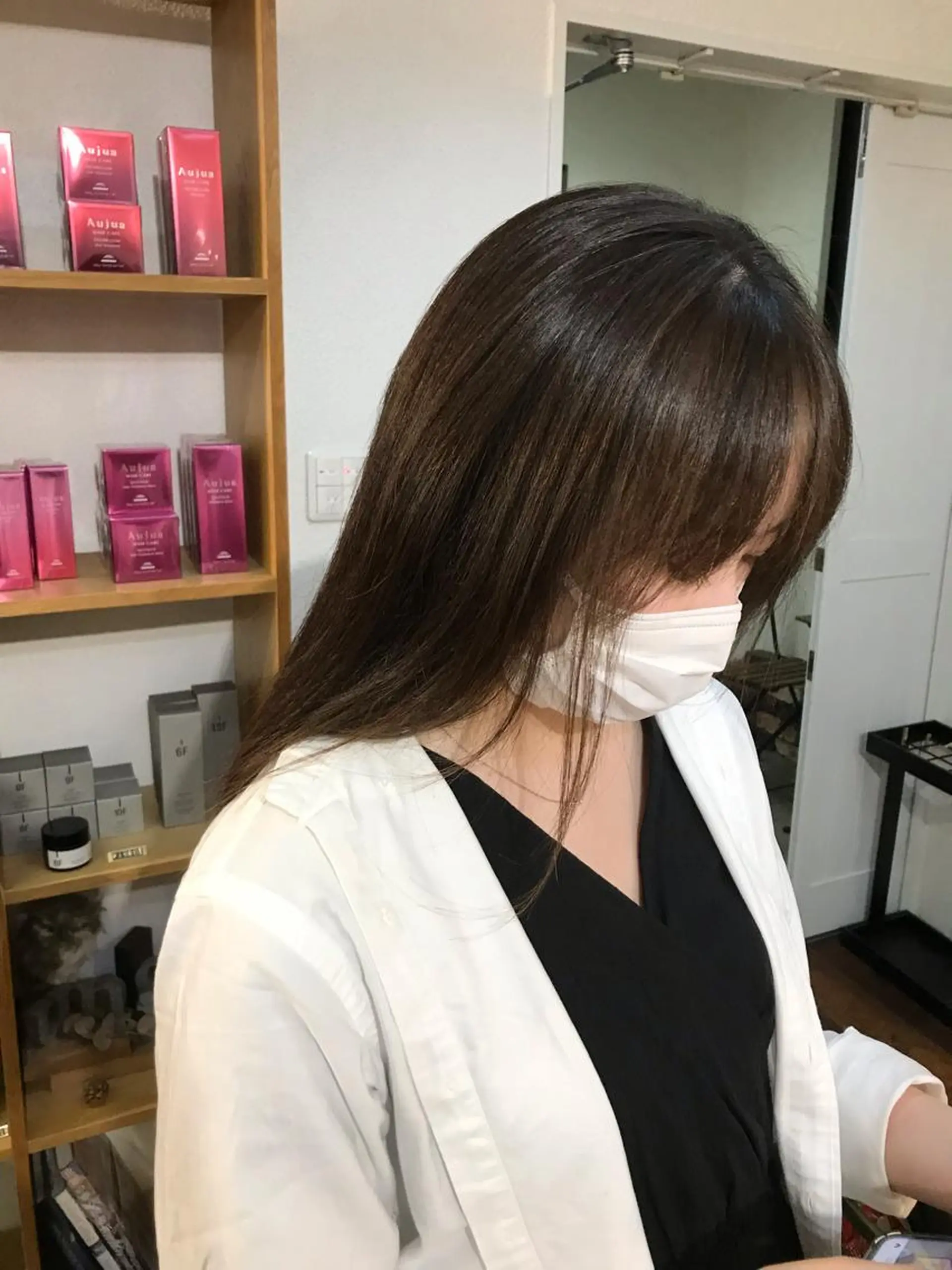 セミロング benji所属・名駅/ブリーチカラー /レイヤー/髪質改善のヘアスタイル