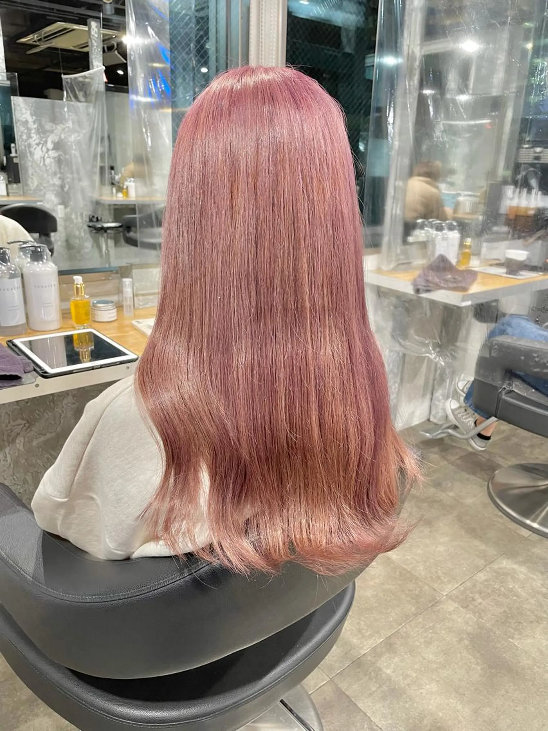 ロング カラー ヘアカラー トリートメント ヘッドスパ ヘアセット ベージュカラー💖 やすひろのヘアスタイル