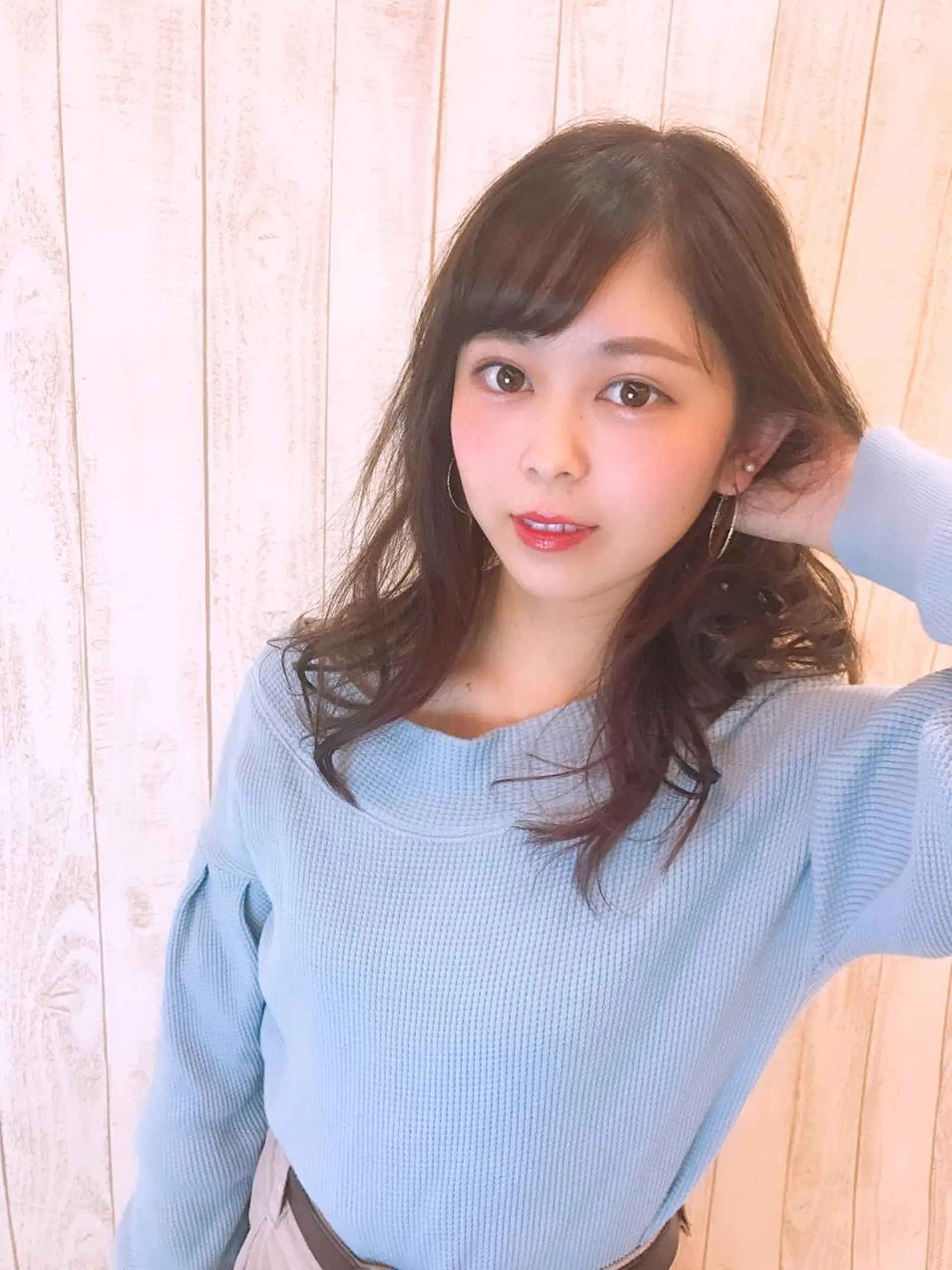 ミディアム カット ヘアカラー yukari 艶髪ヘアのヘアスタイル