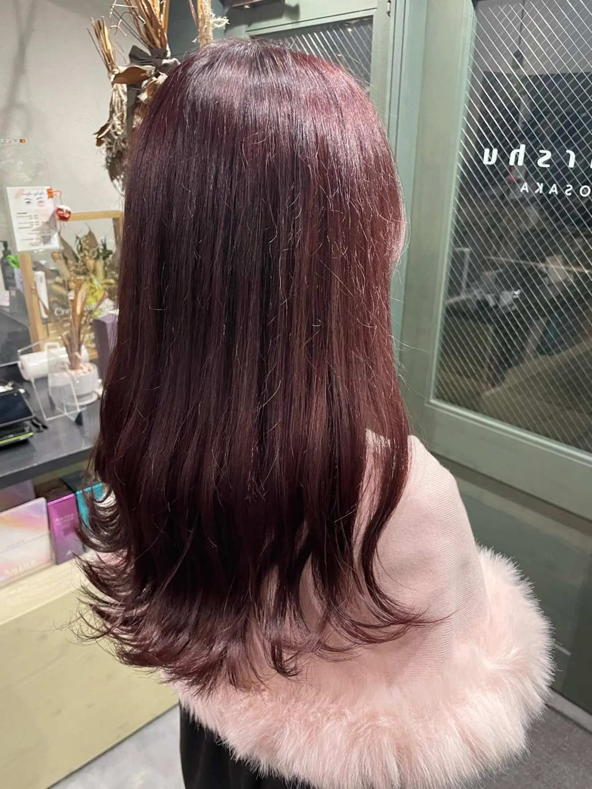ロング カット 石川 聖奈のヘアスタイル