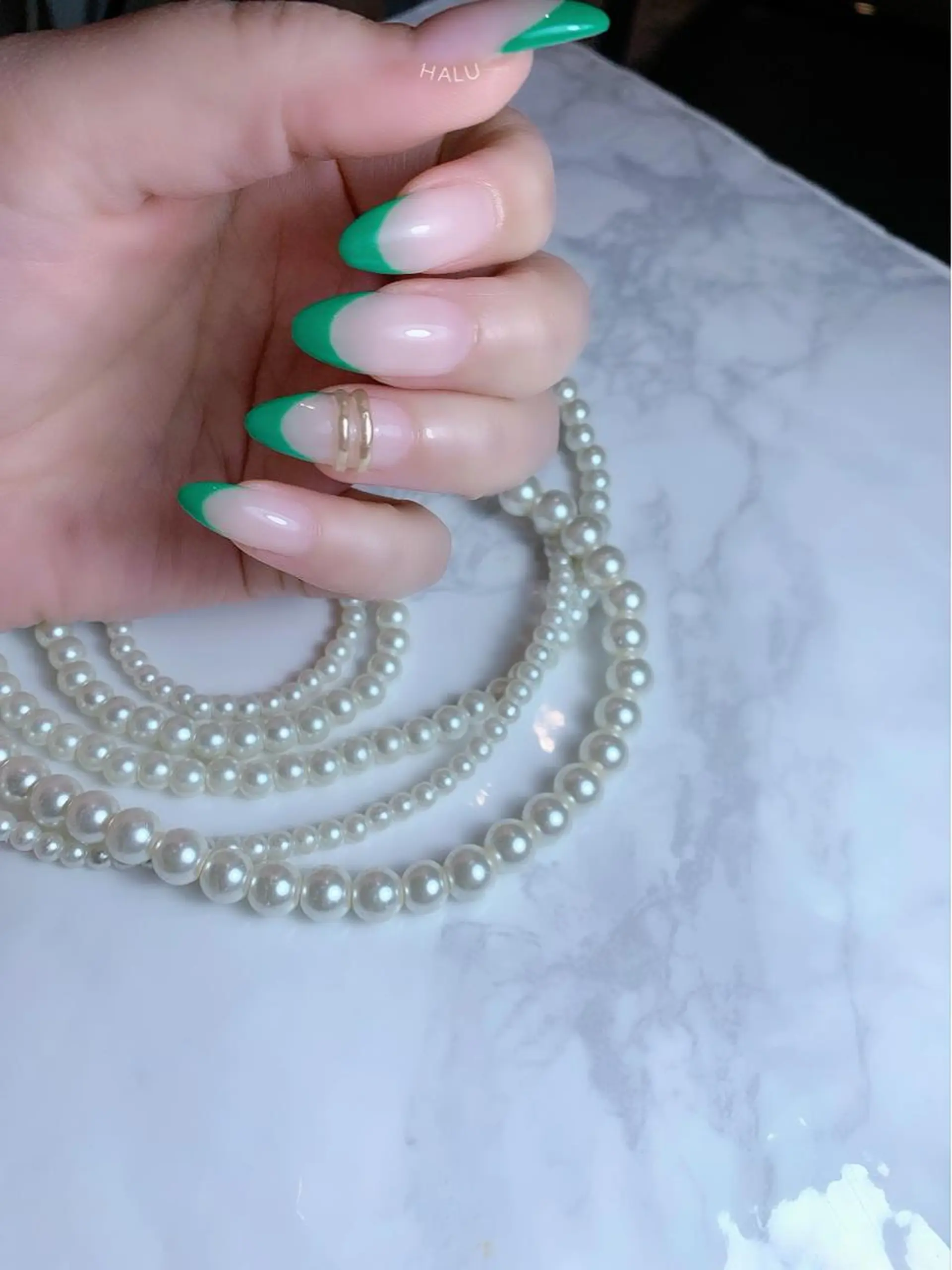 ネイル グリーン HALU ハルのネイルデザイン