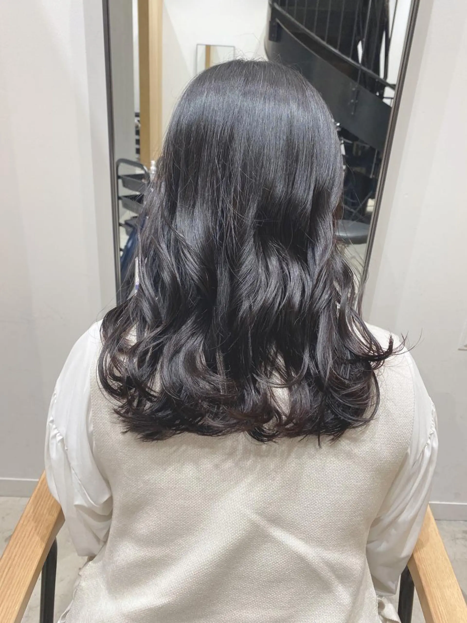 セミロング カット ヘアカラー トリートメント 🎀ブリーチなし 透明感🎀yuhiのヘアスタイル