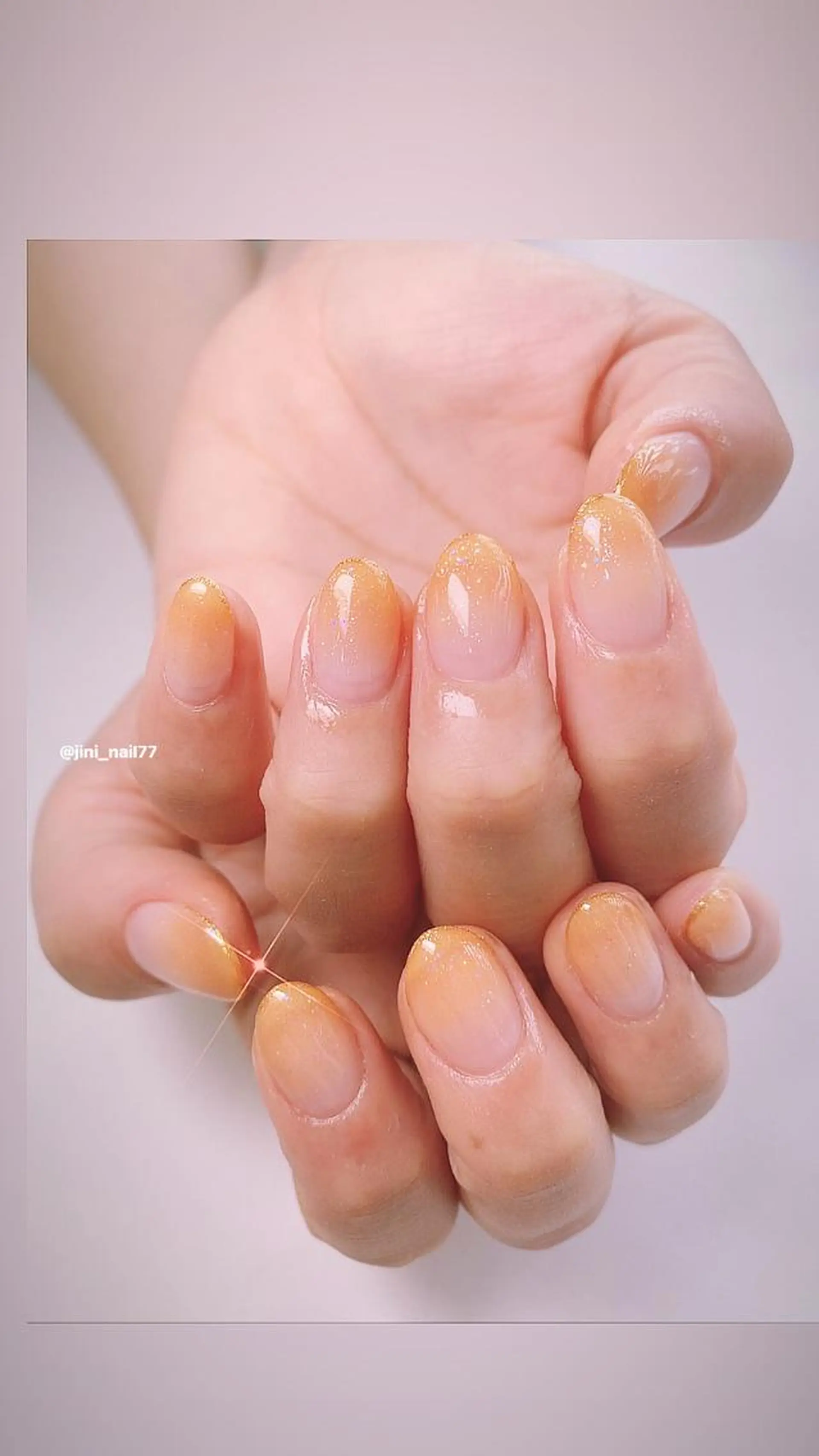 ネイル JINI NAIL所属・ジニ ネイルのネイルデザイン