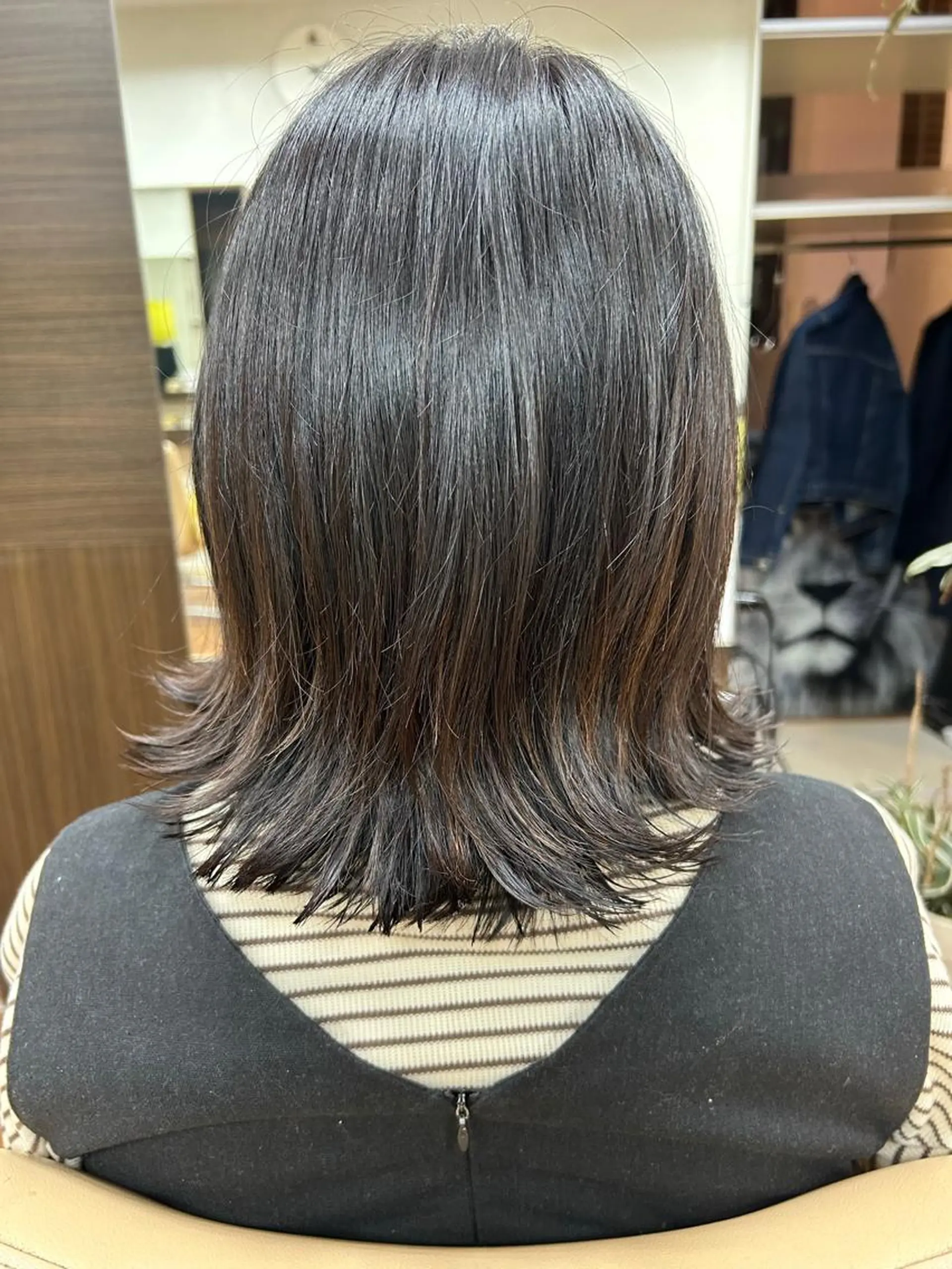 ミディアム カラー SUN所属・太田 まなのヘアスタイル