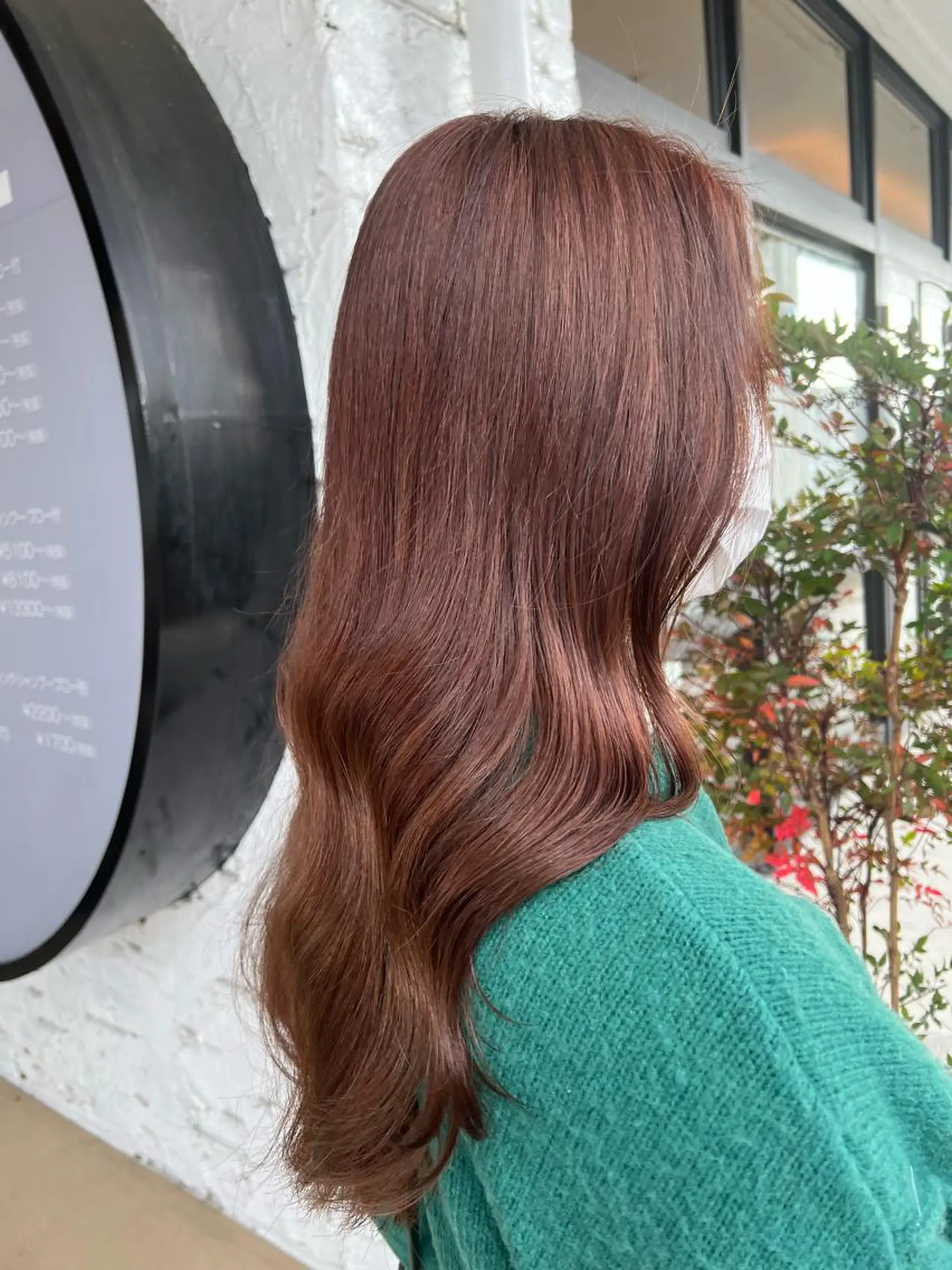 ロング カラー ヘアカラー 石崎 真維のヘアスタイル