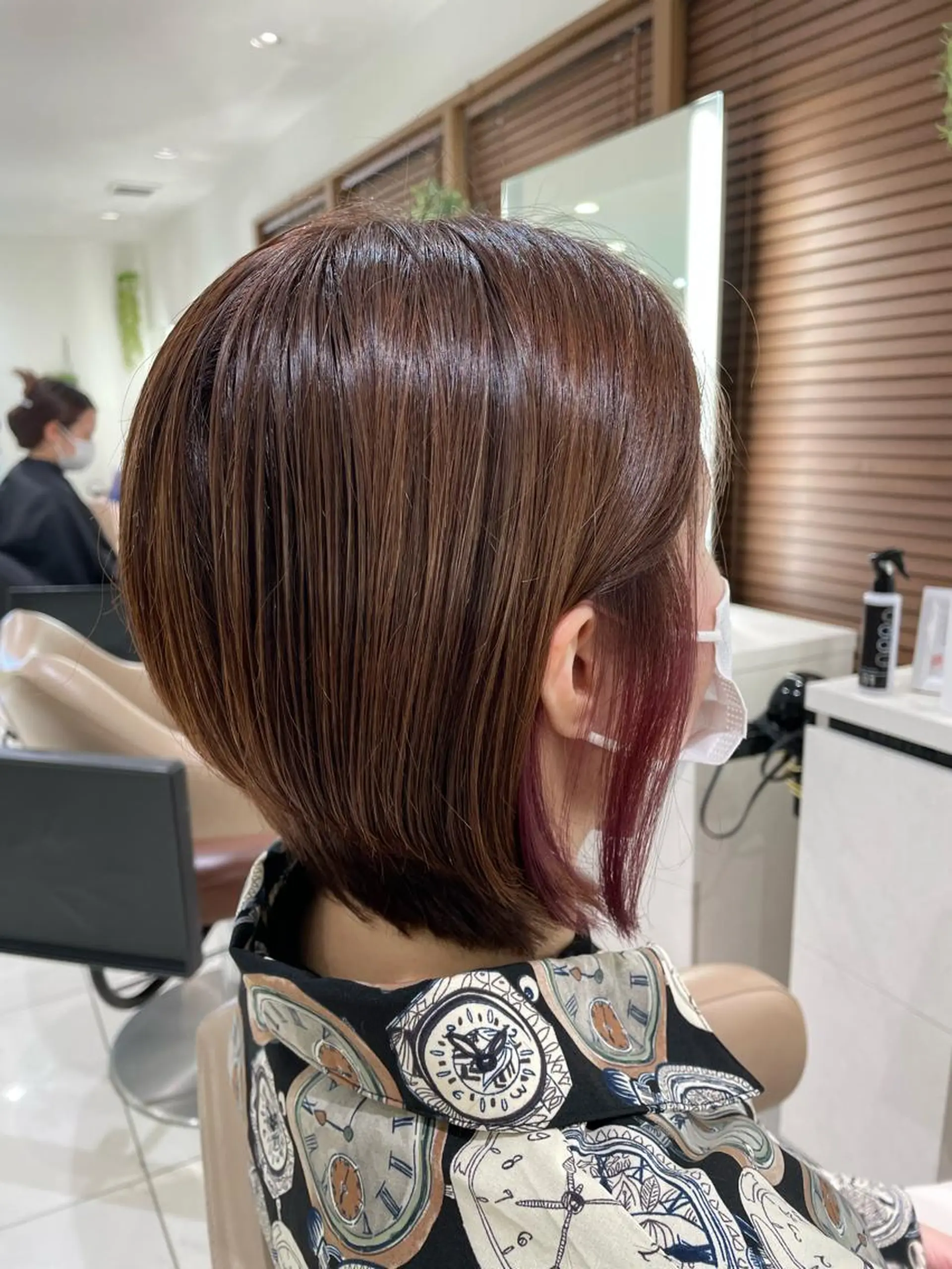 ショート パープルカラー 清藤 綾のヘアスタイル