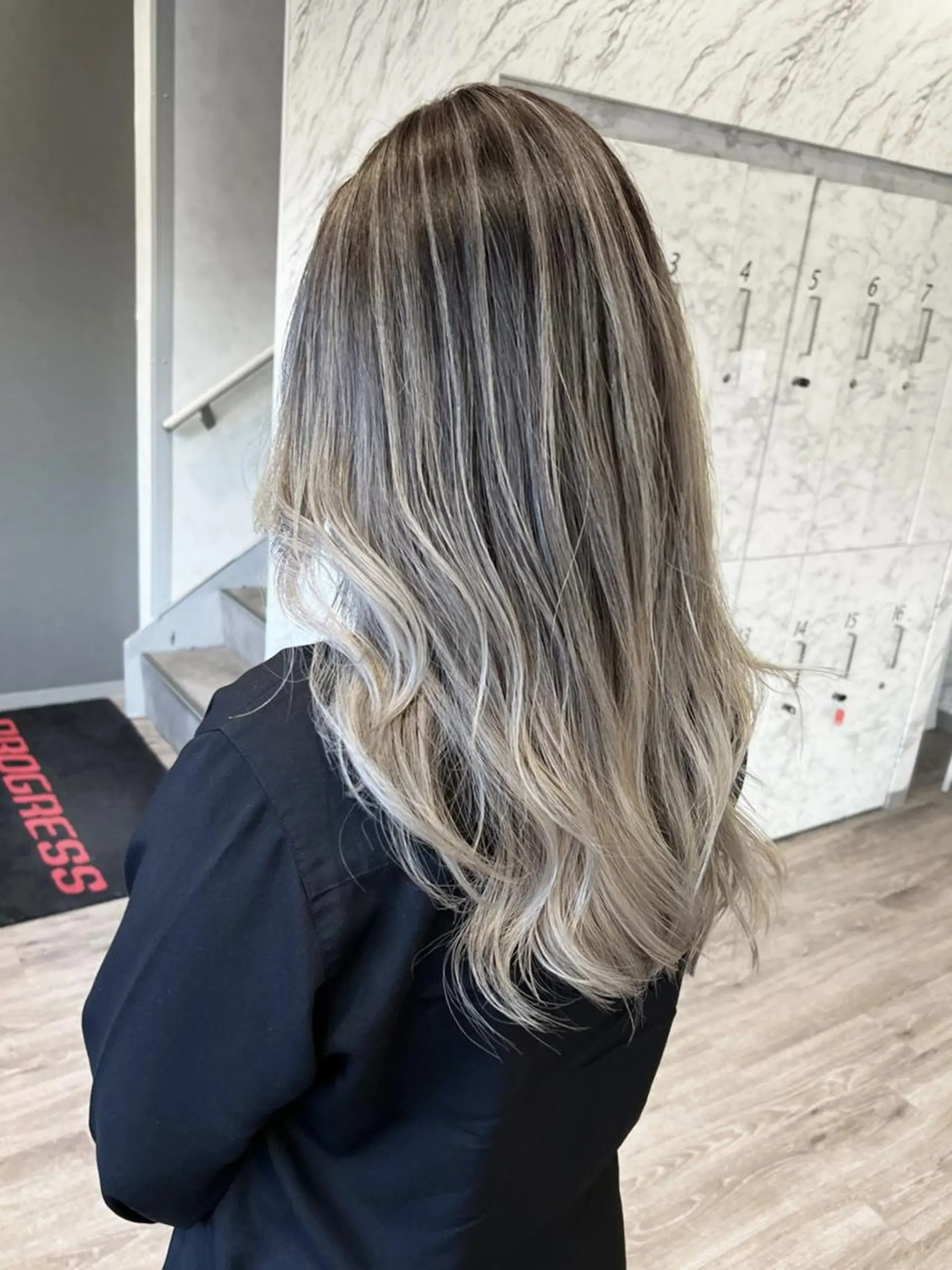 セミロング カラー 原田 英希のヘアスタイル