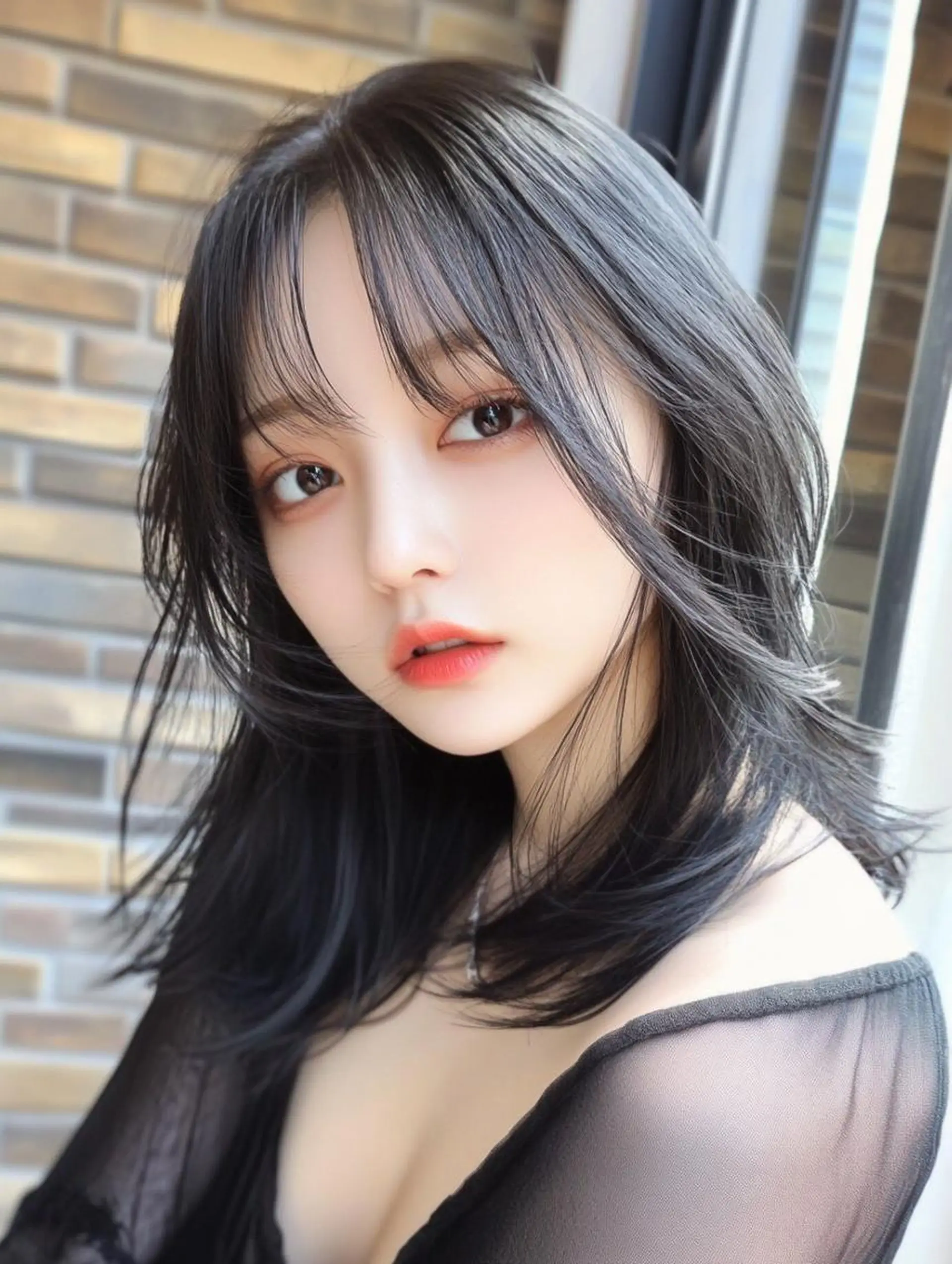 ミディアム カラー ミルクティー/ピンク /ブロンド 咲良のヘアスタイル