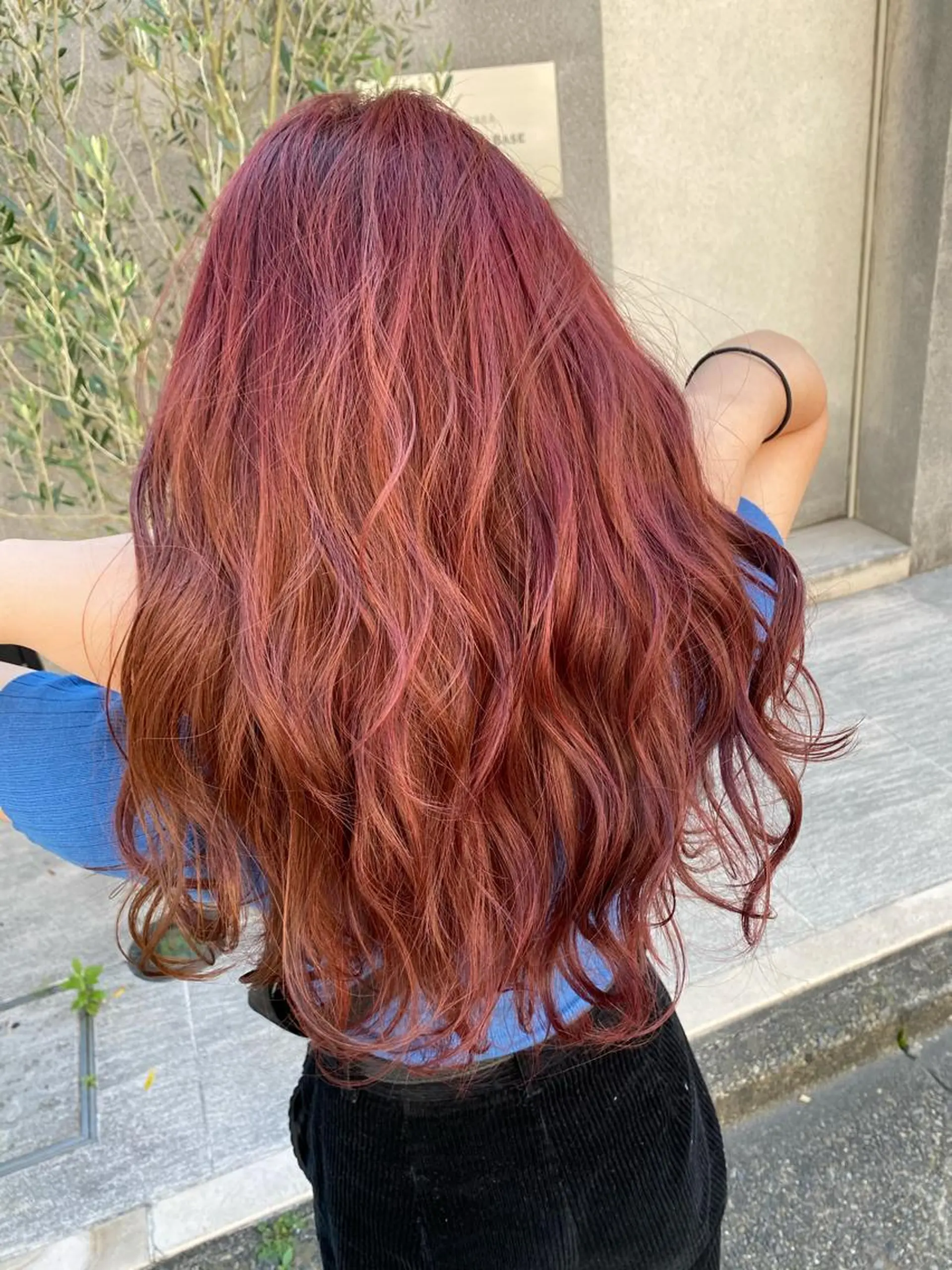 セミロング カラー ブリーチ ブリーチなしカラー 赤み消し韓国ヘア レイヤー縮毛🤍渡邉のヘアスタイル