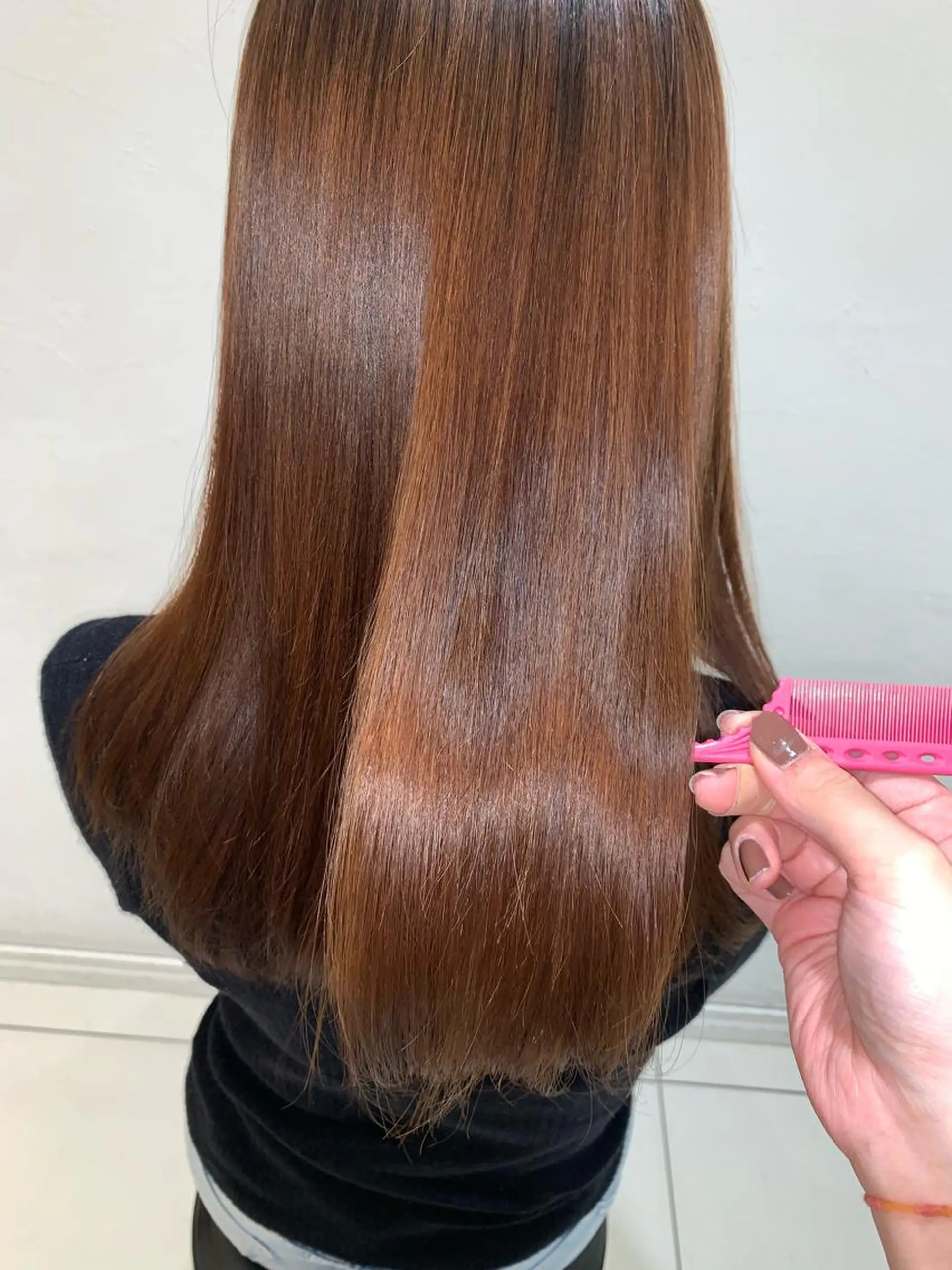 ロング パーマ 金澤 夏海のヘアスタイル