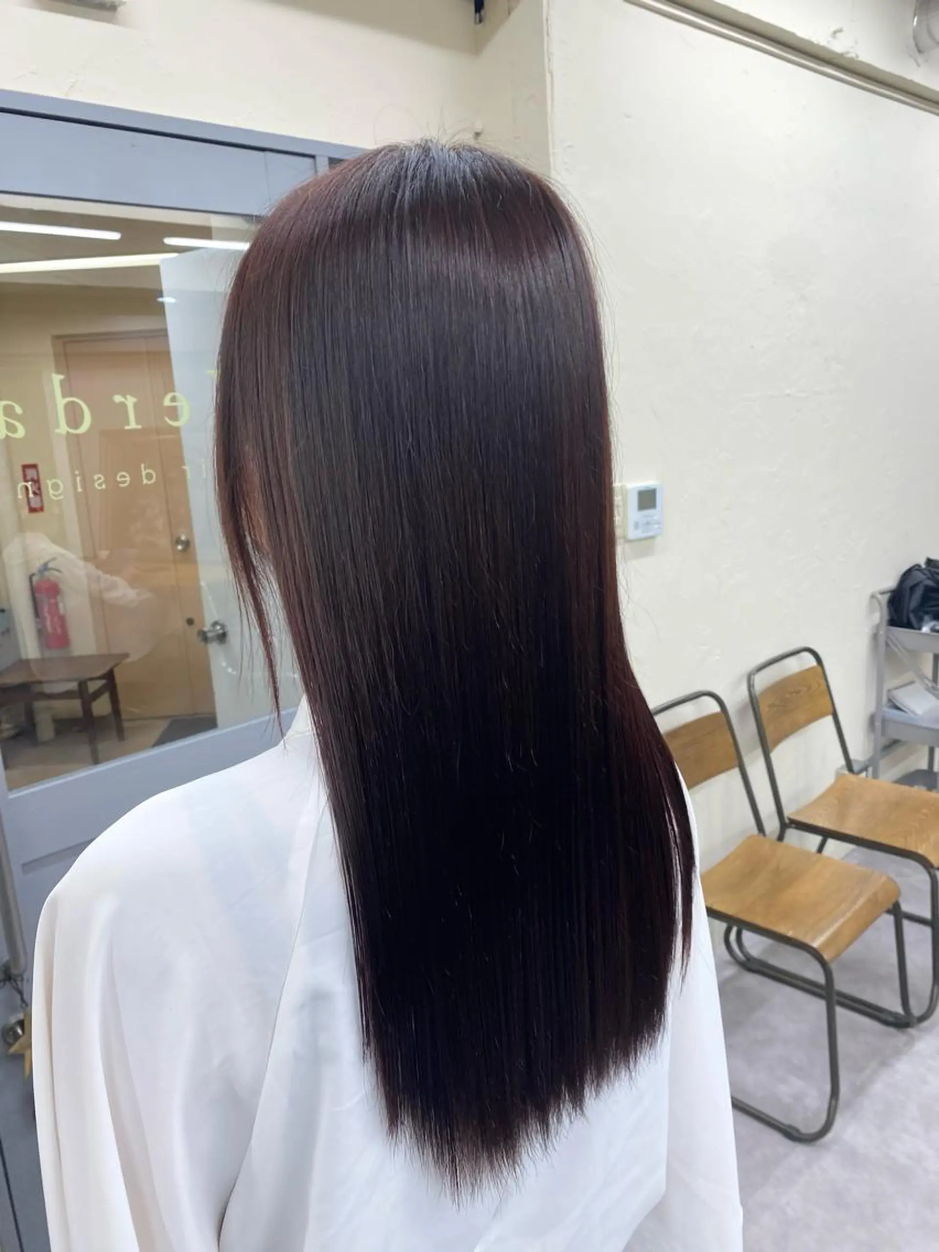 ロング ミルクティーベージュ 💫HARUTOのヘアスタイル