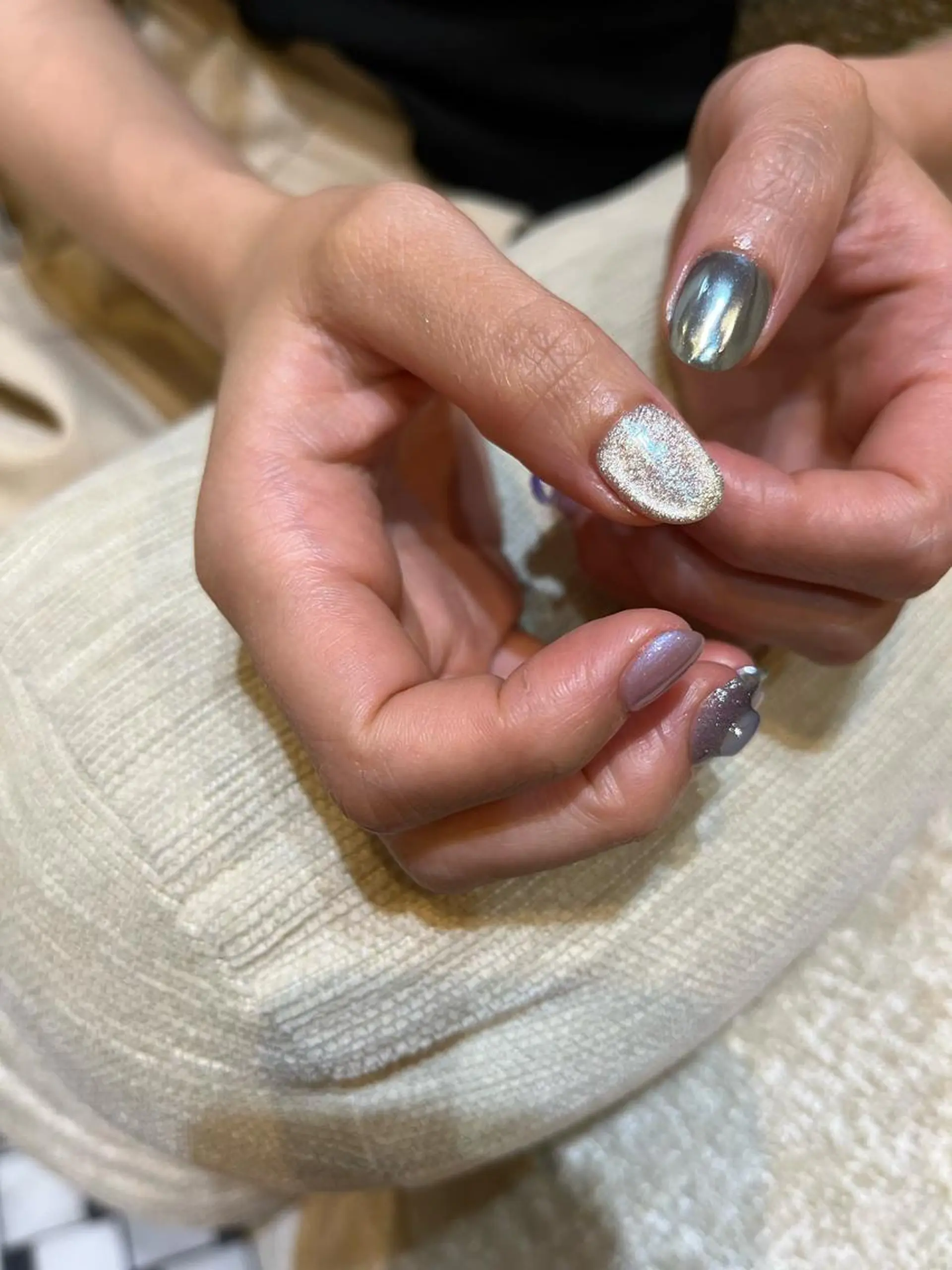 ネイル 氷ネイル・うるうるネイル マグネットネイル ミラーネイル 🌼大西洋子 laughl🌼のネイルデザイン