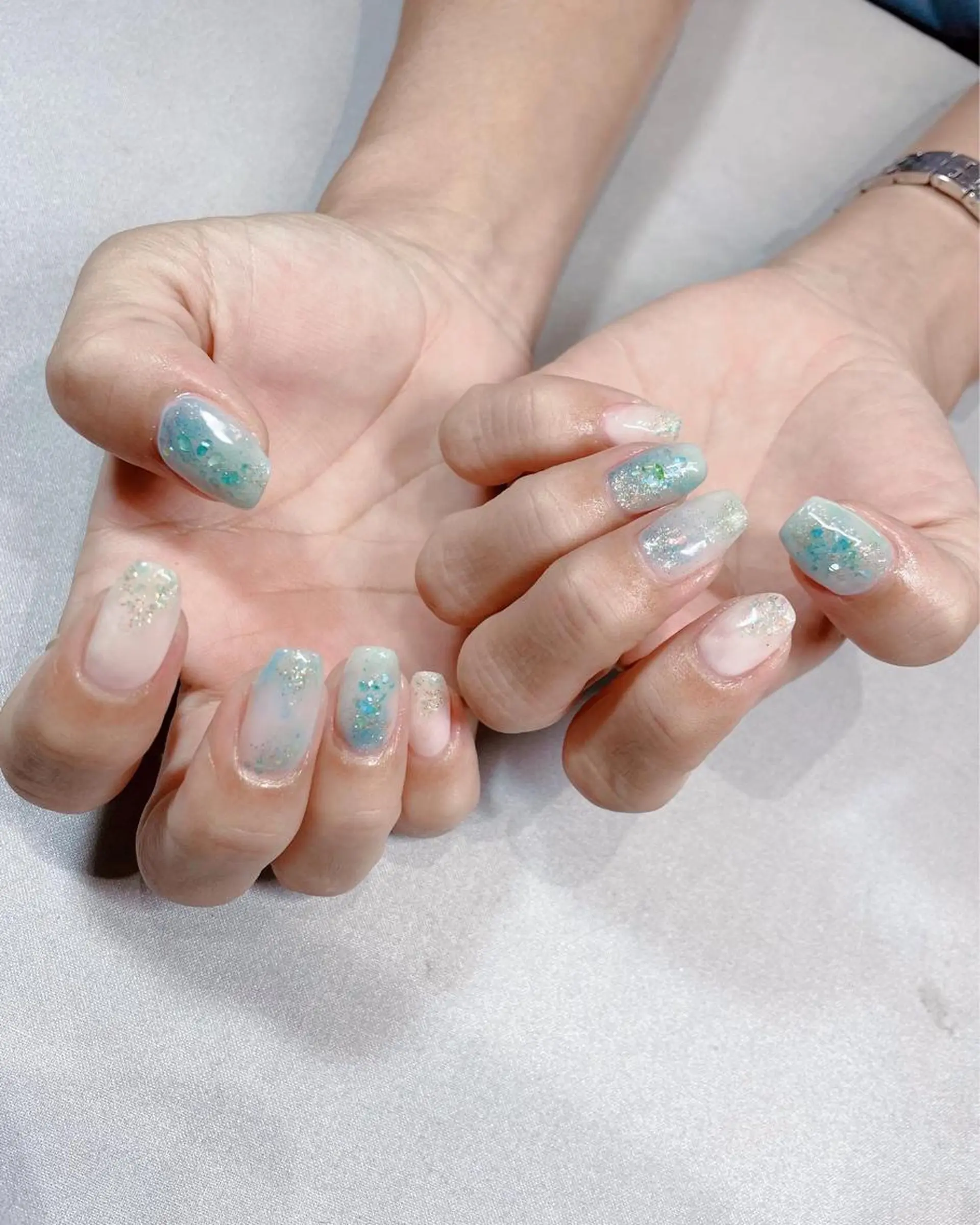 ネイル iiloo aromaworksのネイルデザイン