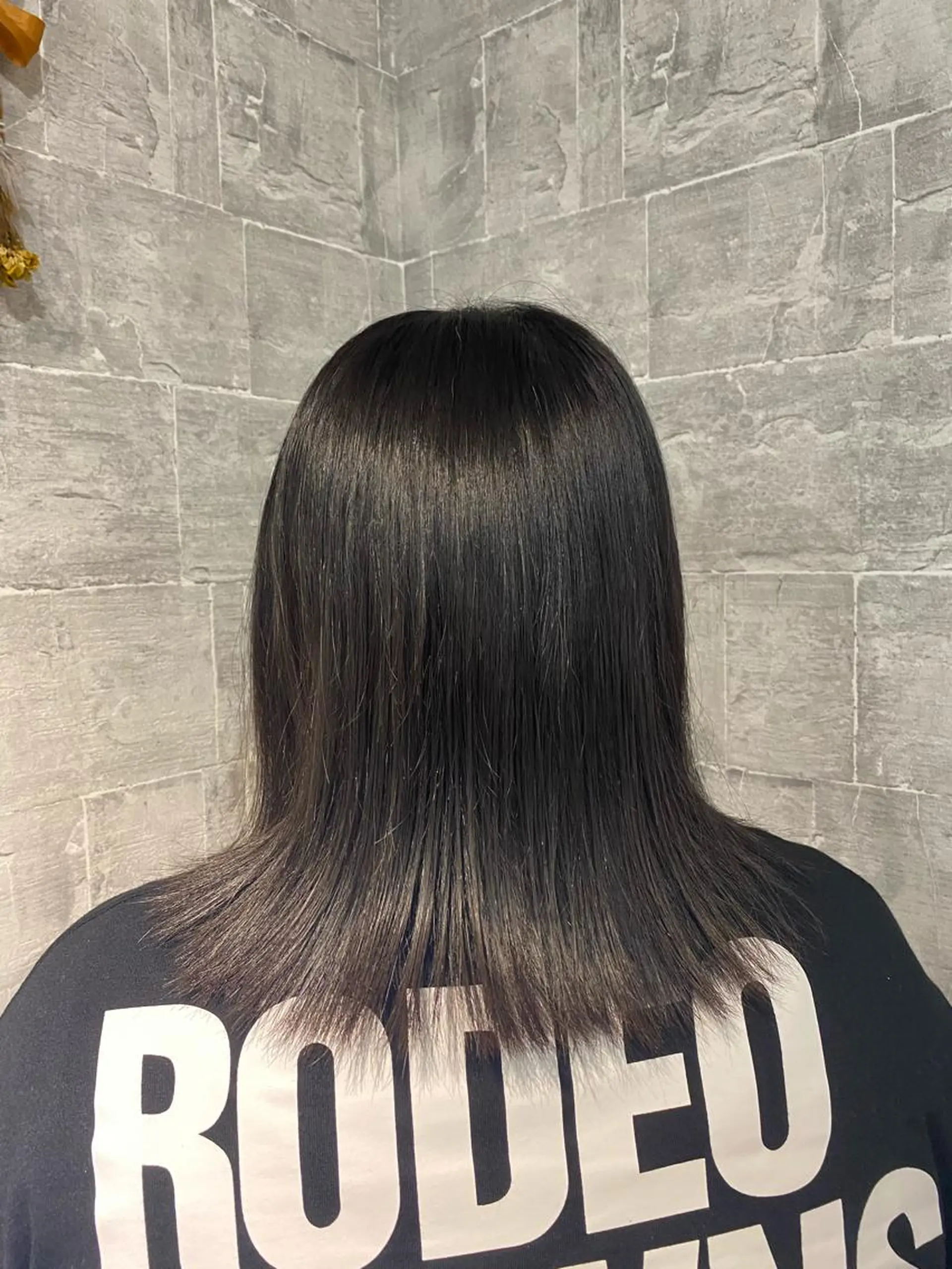 ミディアム 縮毛矯正 DAB.HAIRworks所属・神山 陽菜のヘアスタイル