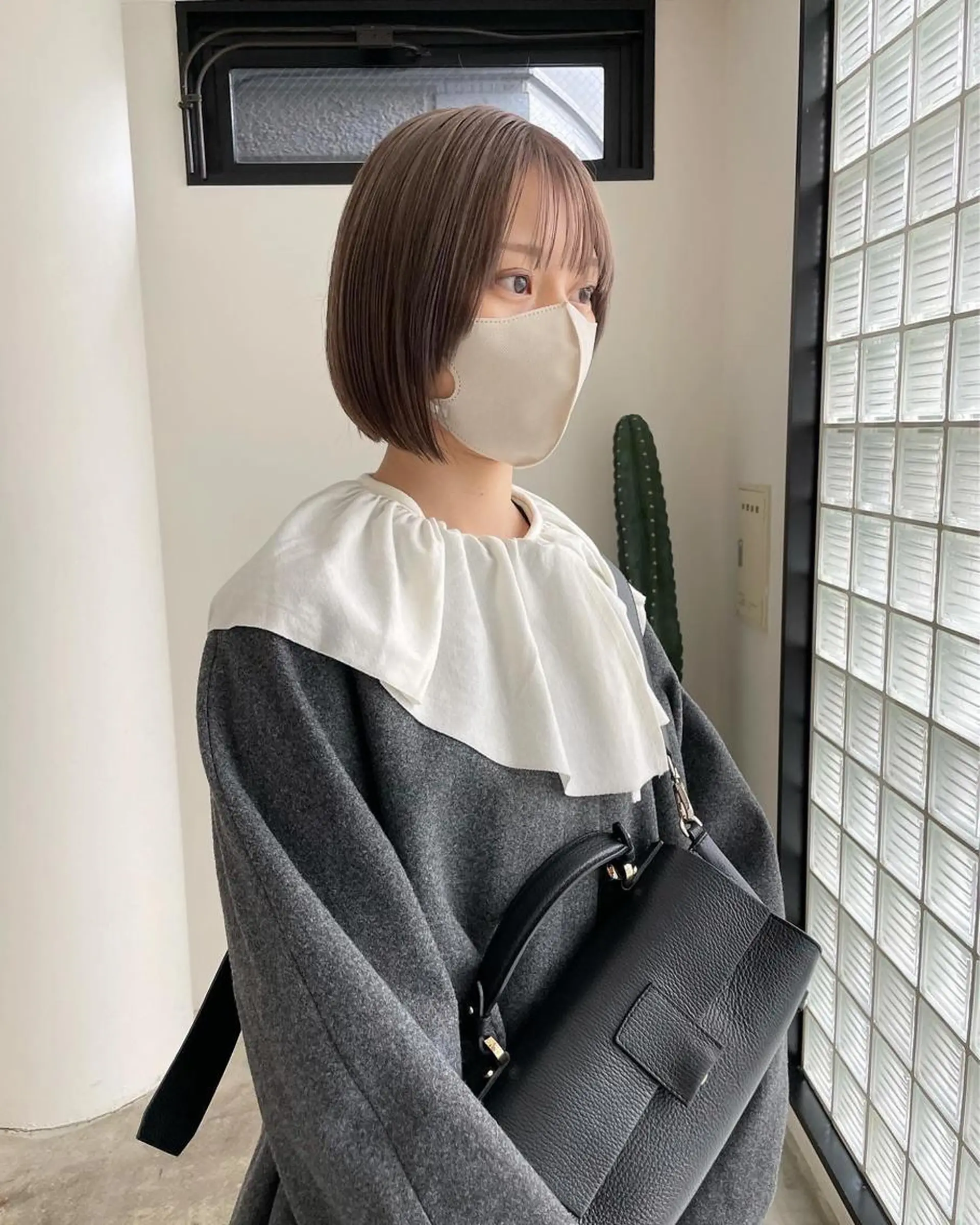 ショート カラー ベージュカラー ブリーチ ミルクティーベージュ 髪質改善/似合わせ カラー/レイヤーのヘアスタイル