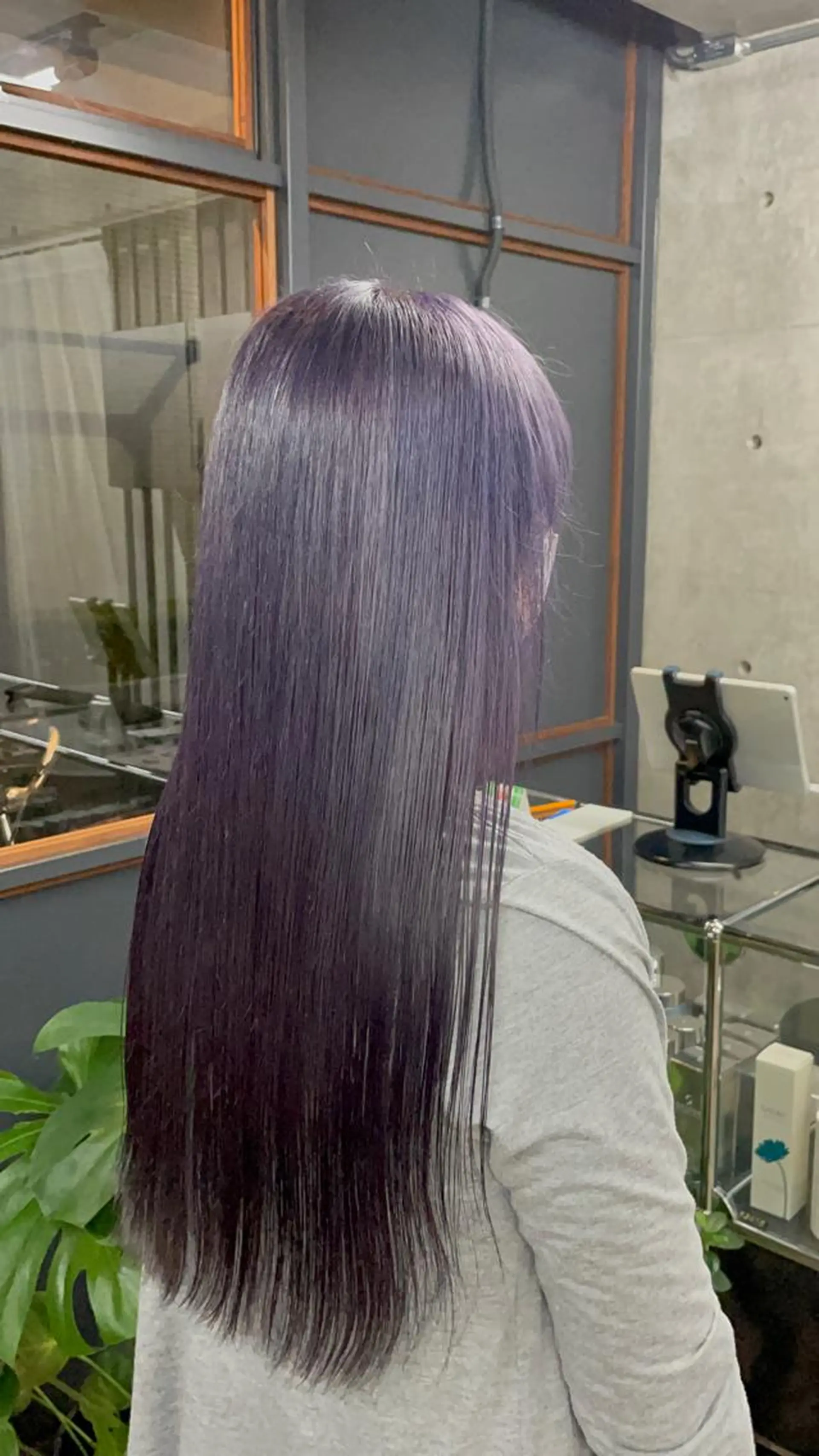 ロング カラー ブリーチ ラベンダーカラー ボブ/透明感カラー EMIRIのヘアスタイル