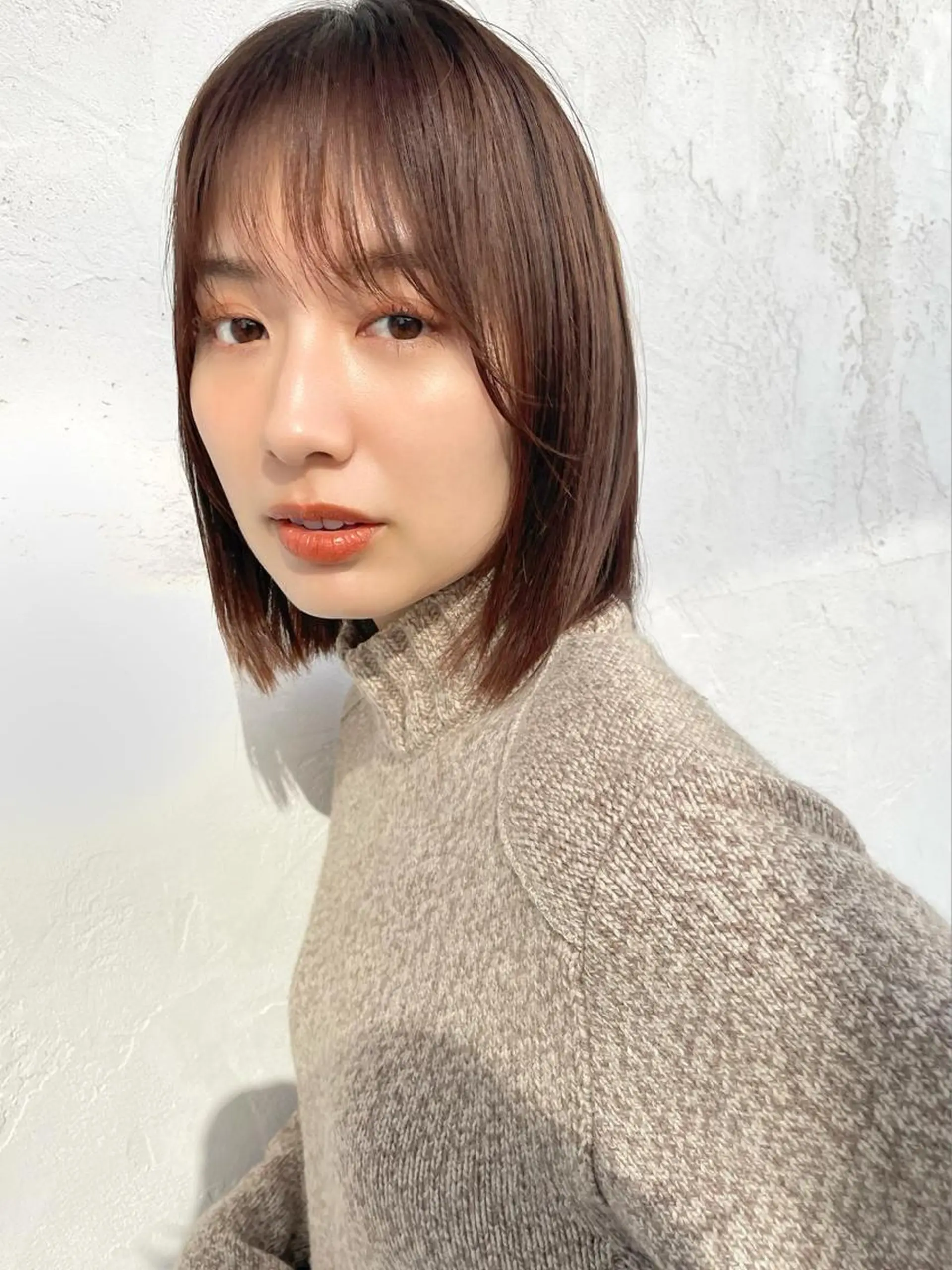 ミディアム カラー カット 縮毛矯正 結べるレイヤーボブ くびれLady表参道のヘアスタイル