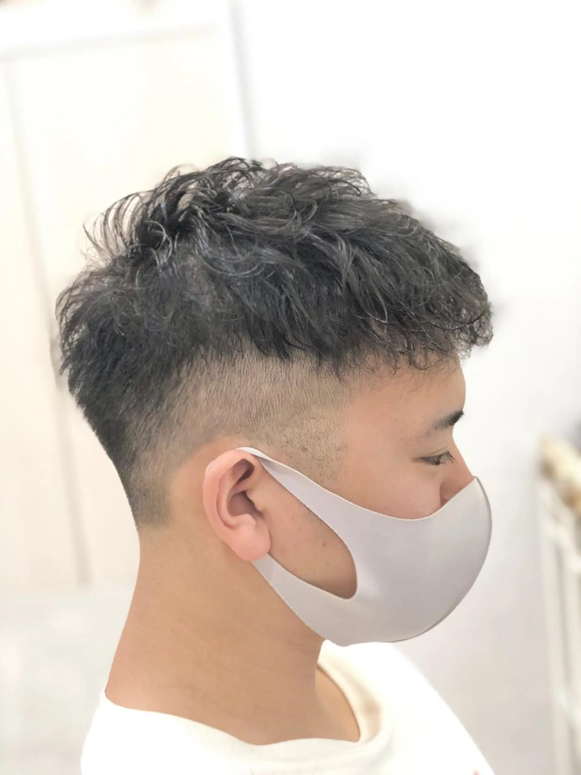 ショート パーマ メンズ 髪質改善× ハイライト溝江のヘアスタイル