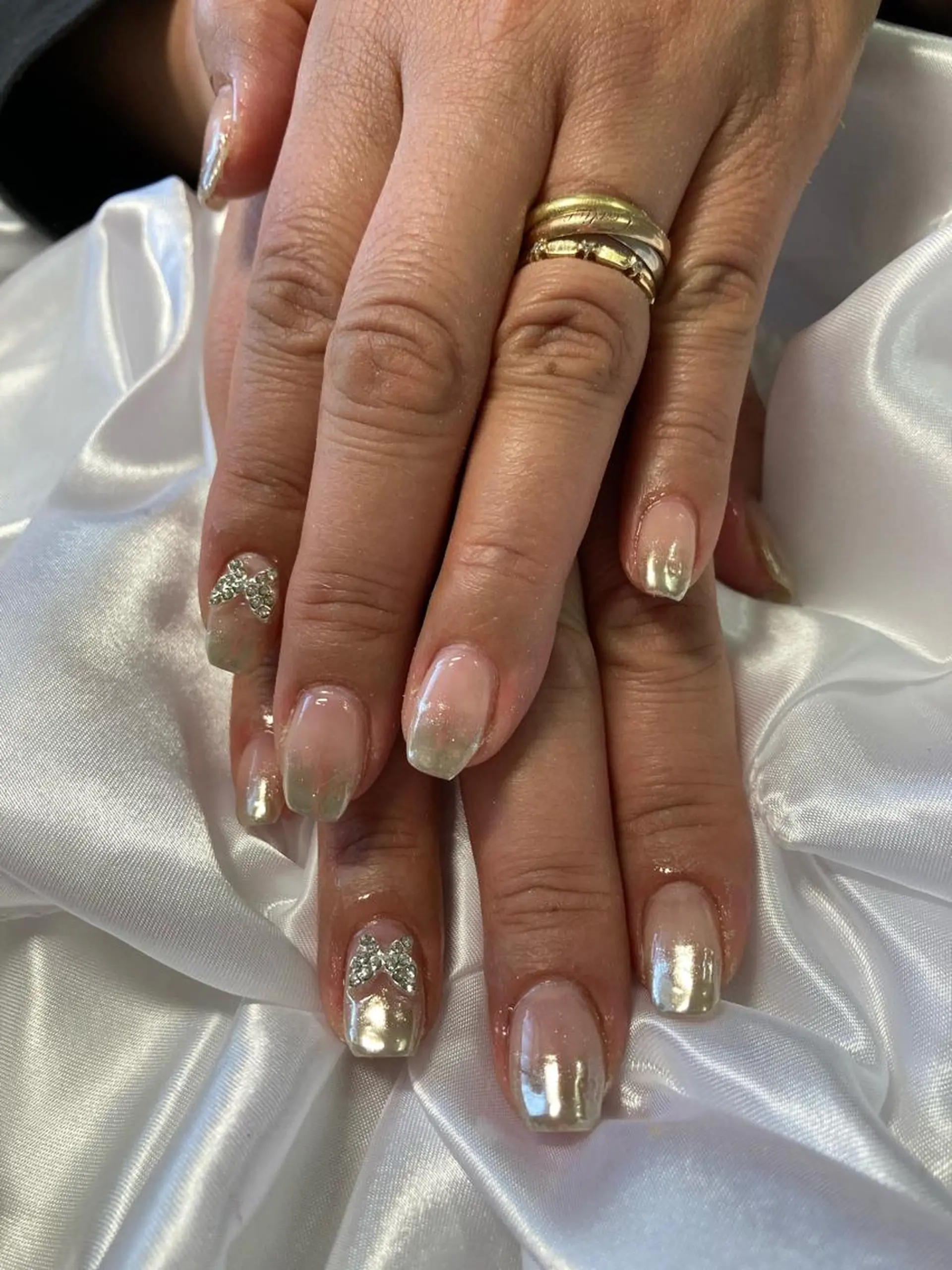 ネイル グラデーション ミラーネイル NailSalon Beniceのネイルデザイン