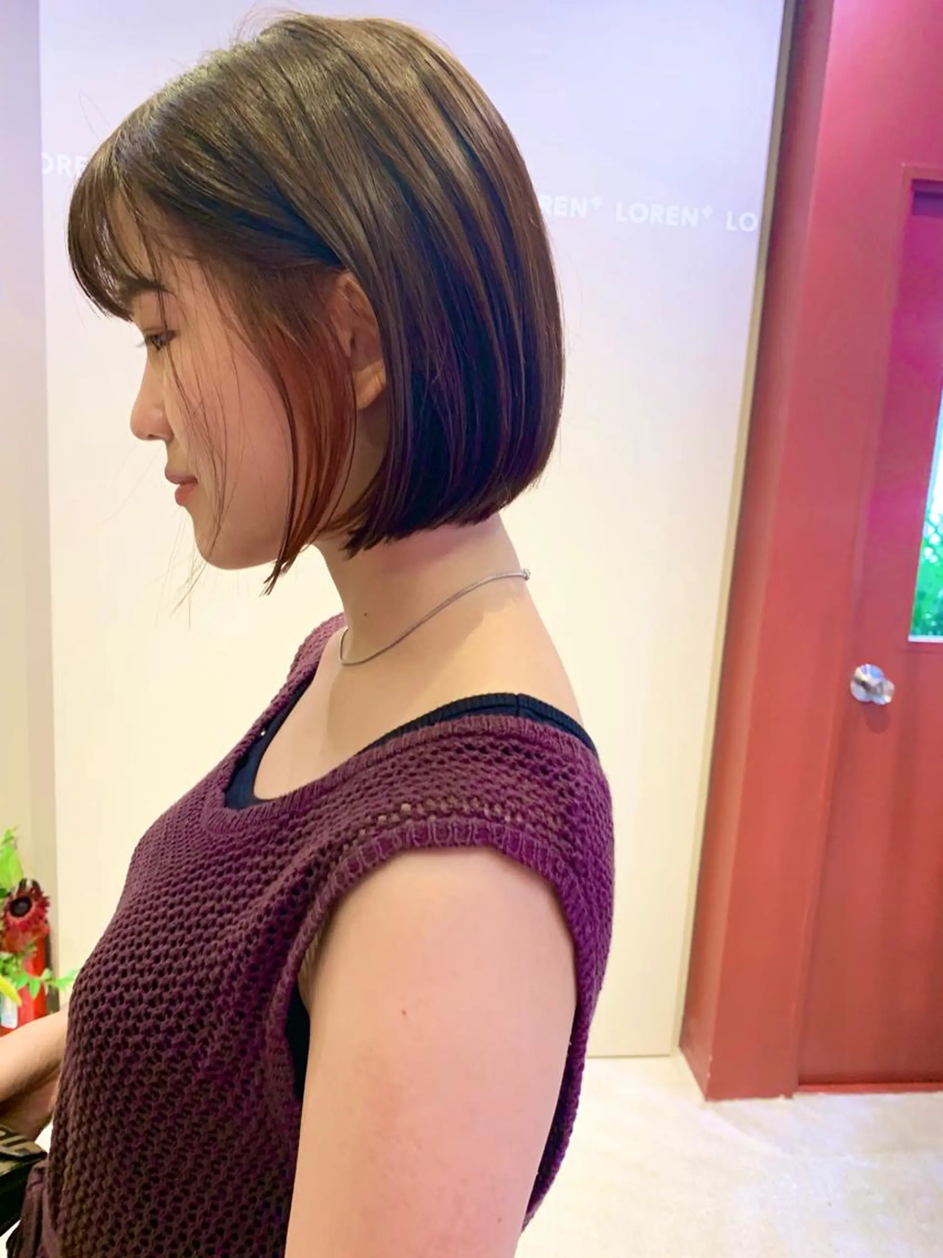 ショート ボブ 卒業式のヘアスタイル ハイライト 髪質改善 韓国風ヘア LOREN＋透明感 オリーブhirokoのヘアスタイル