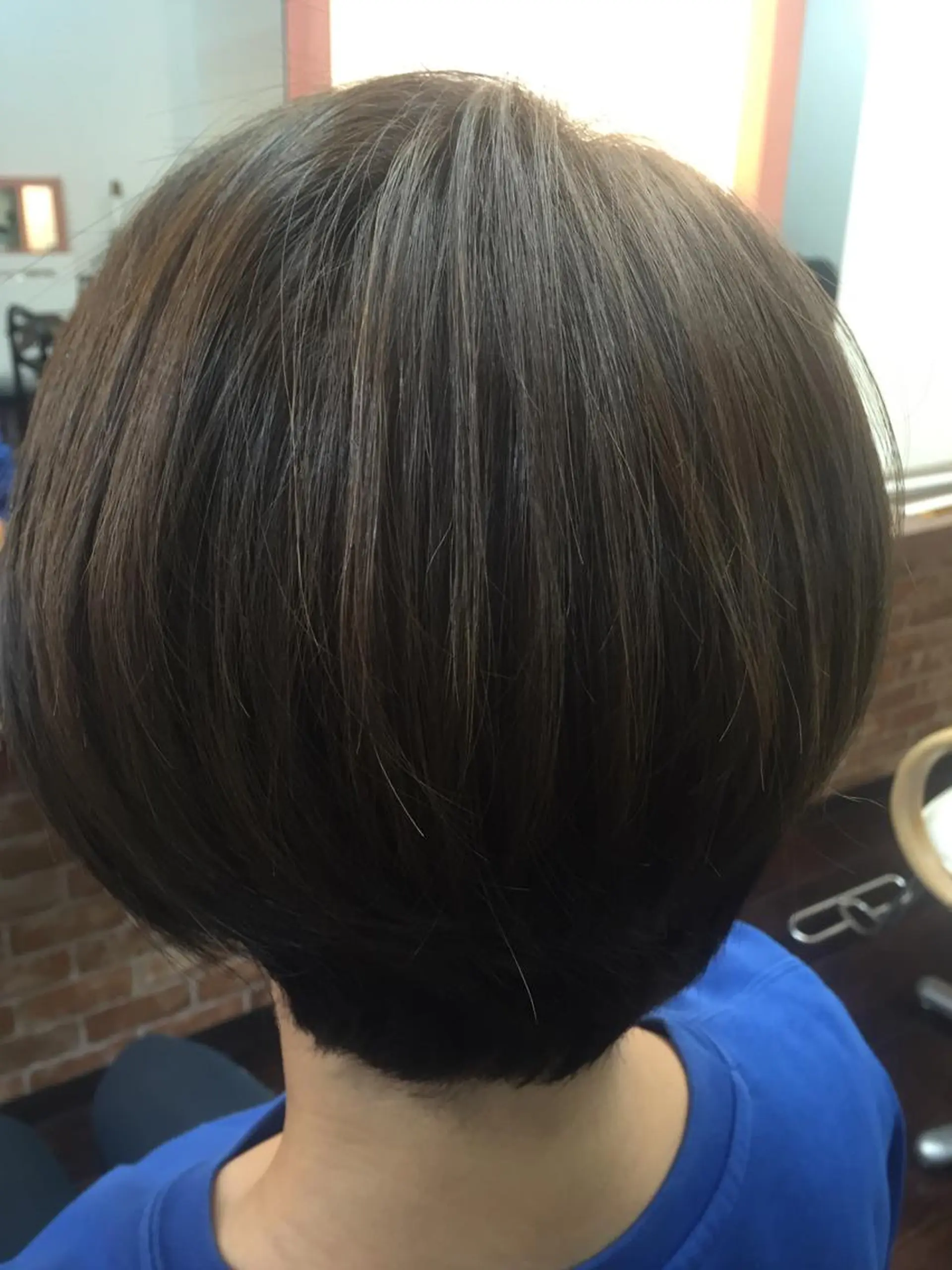 ショート カラー 桧山 真のヘアスタイル