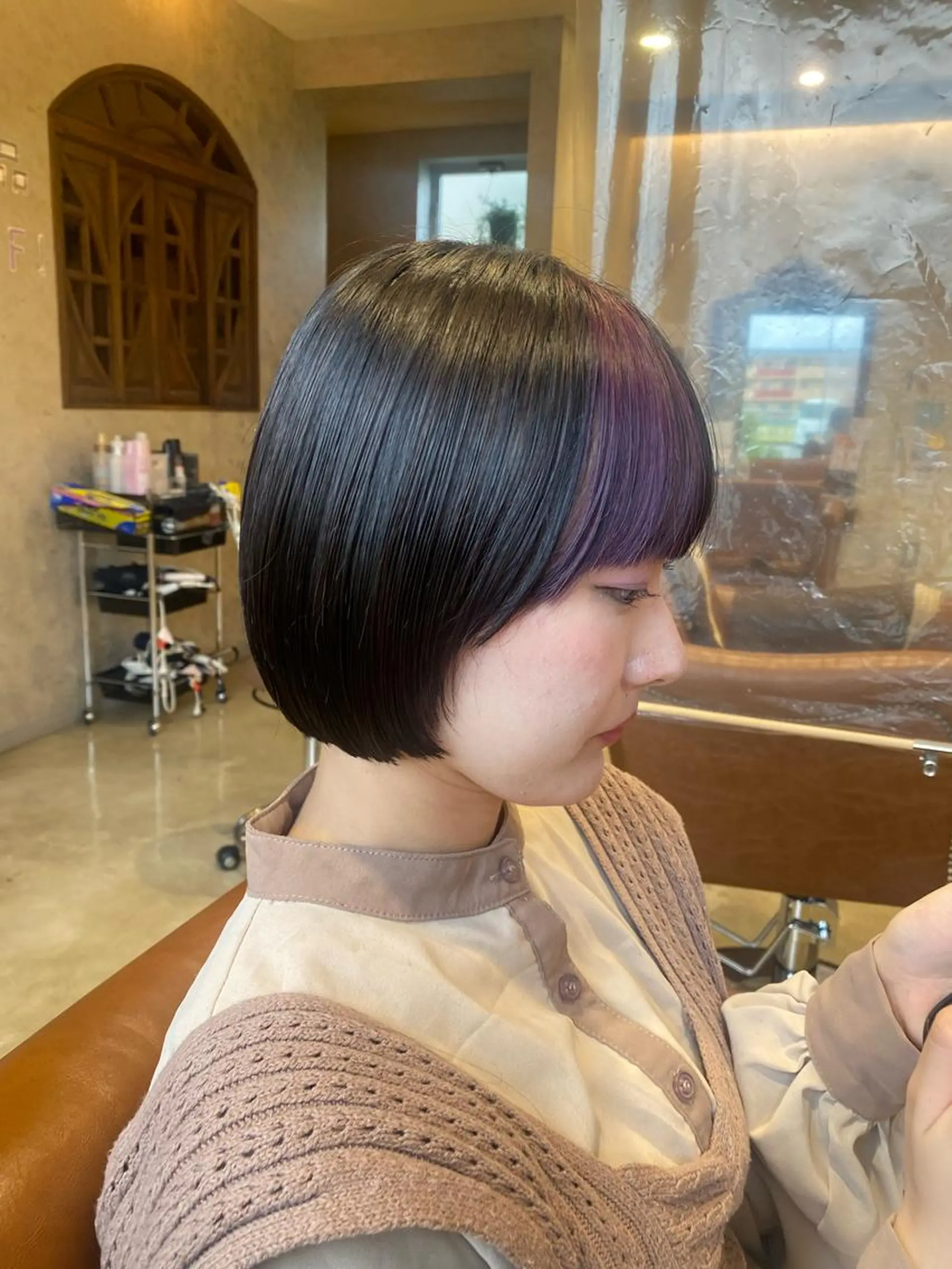 ミディアム ボブ 顔まわりレイヤー レイヤーカット spin hair桂 高宮彩花のヘアスタイル